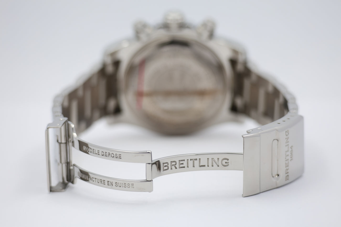 Breitling Avenger II 43mm Automatik Blau Herrenuhr A13381 - Detail view 6