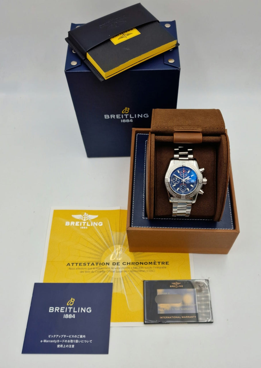 Breitling Avenger II 43mm Automatik Blau Herrenuhr A13381 - Papers and documentation