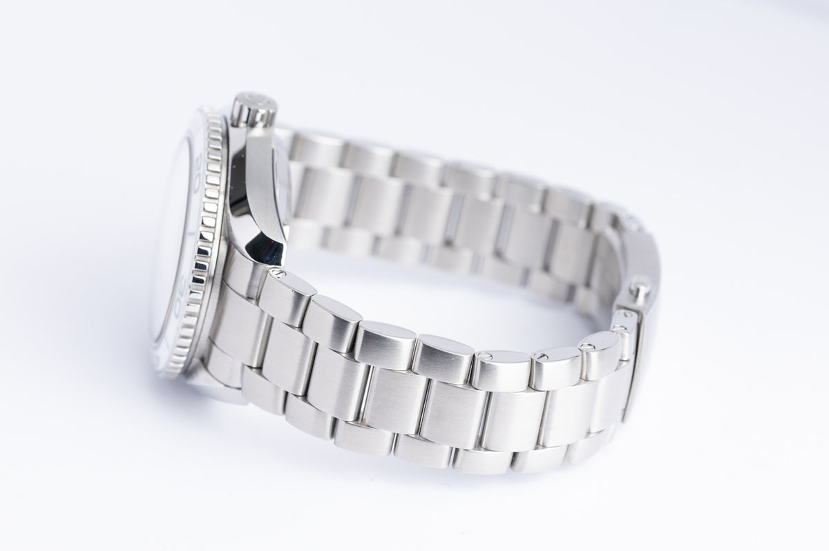 Omega Seamaster Planet Ocean 39,5mm Automatik 21530402004001 - Detailansicht 5