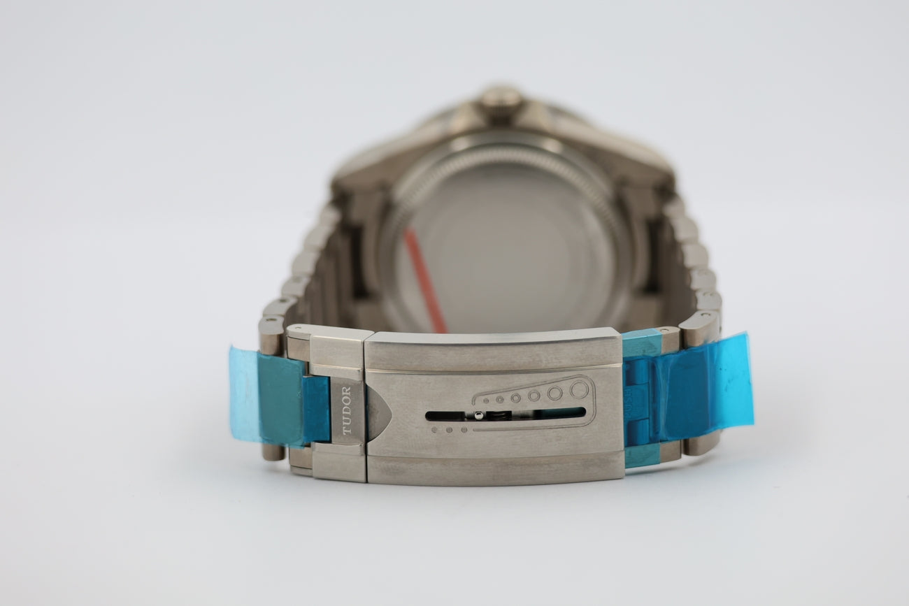 Tudor Pelagos 42mm Automatik Titan NEU Fullset 2026 M25600TB-0001 - Detailansicht 5