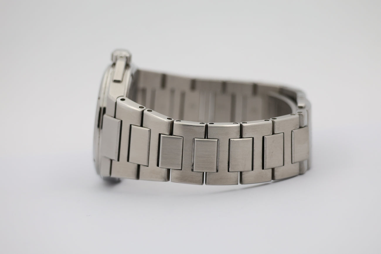 IWC Ingenieur Automatik Herrenuhr Schwarz IW323902 - Detailansicht 3