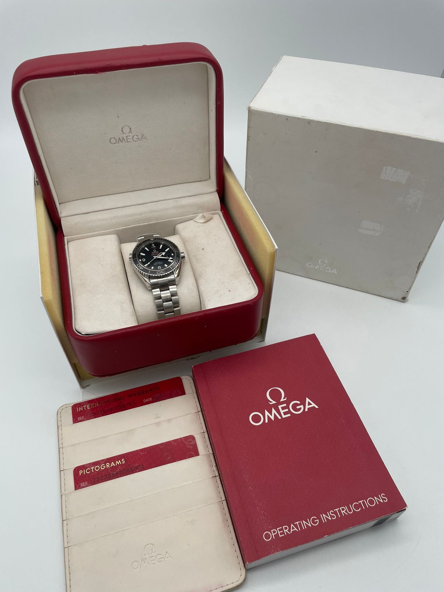 Omega Seamaster Planet Ocean Automatic 23230382001001 Box + above. papers