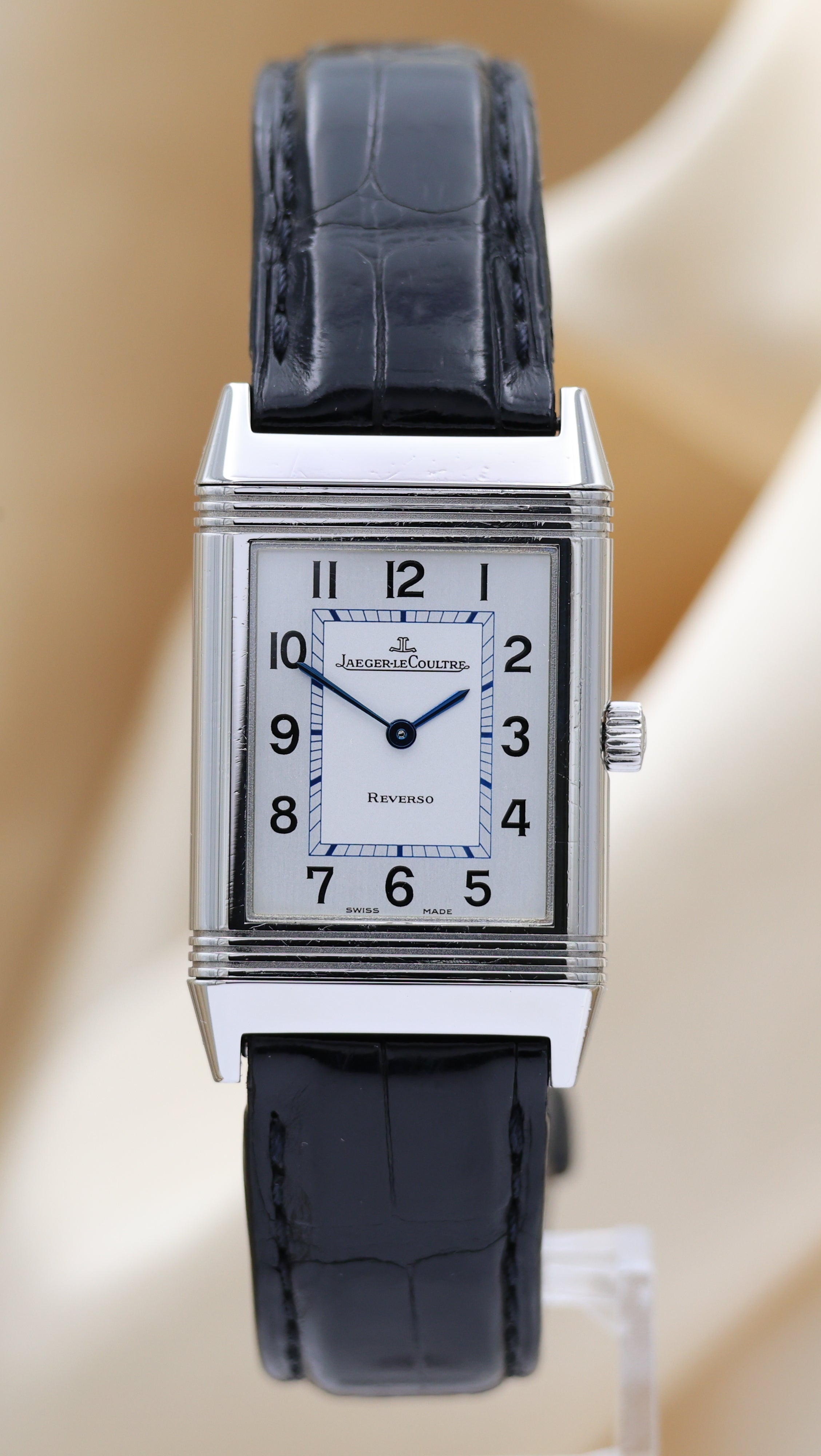 Jaeger-LeCoultre Reverso Classique Quartz Q2518410 Box + above. papers