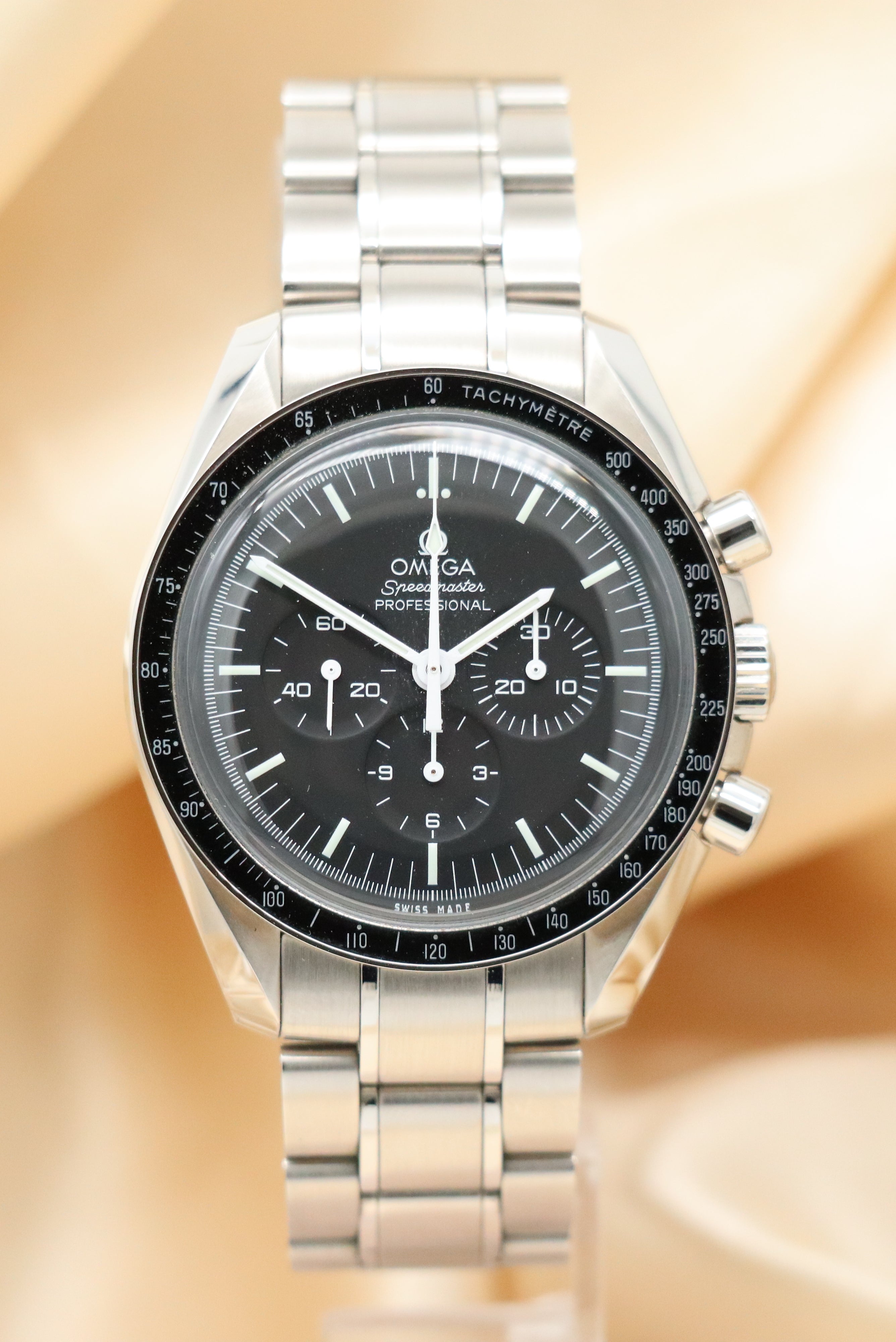 Omega Speedmaster Moonwatch Handaufzug 31130423001005 Box + og. Papier
