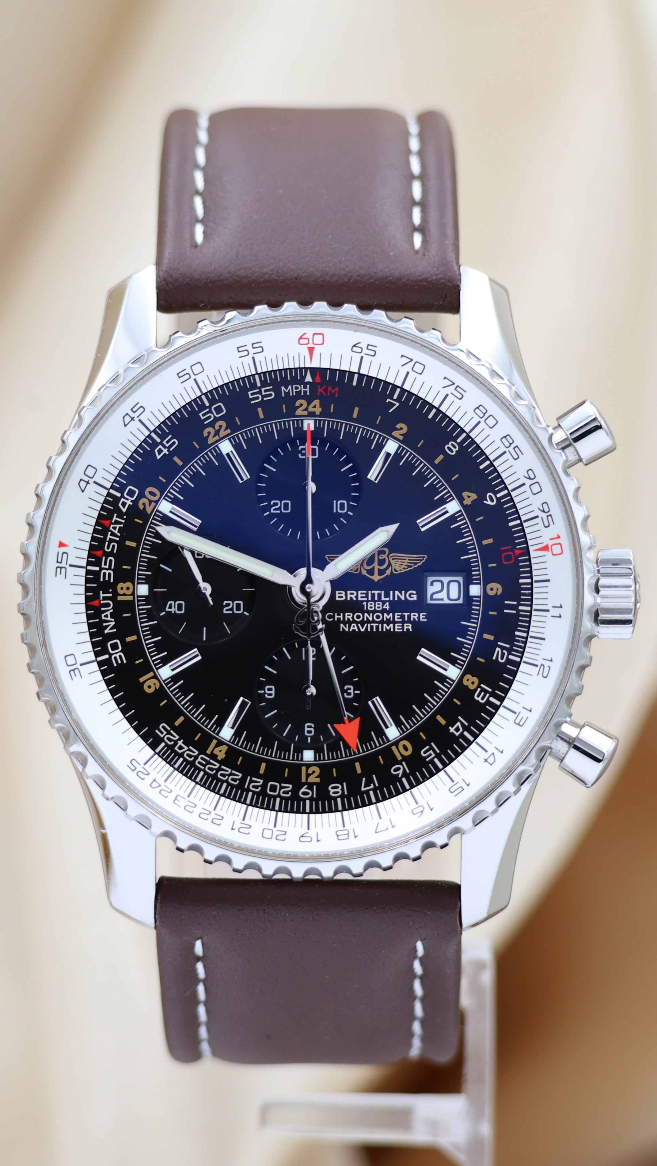 Breitling Navitimer World GMT 46 Automatik Herrenuhr A24322