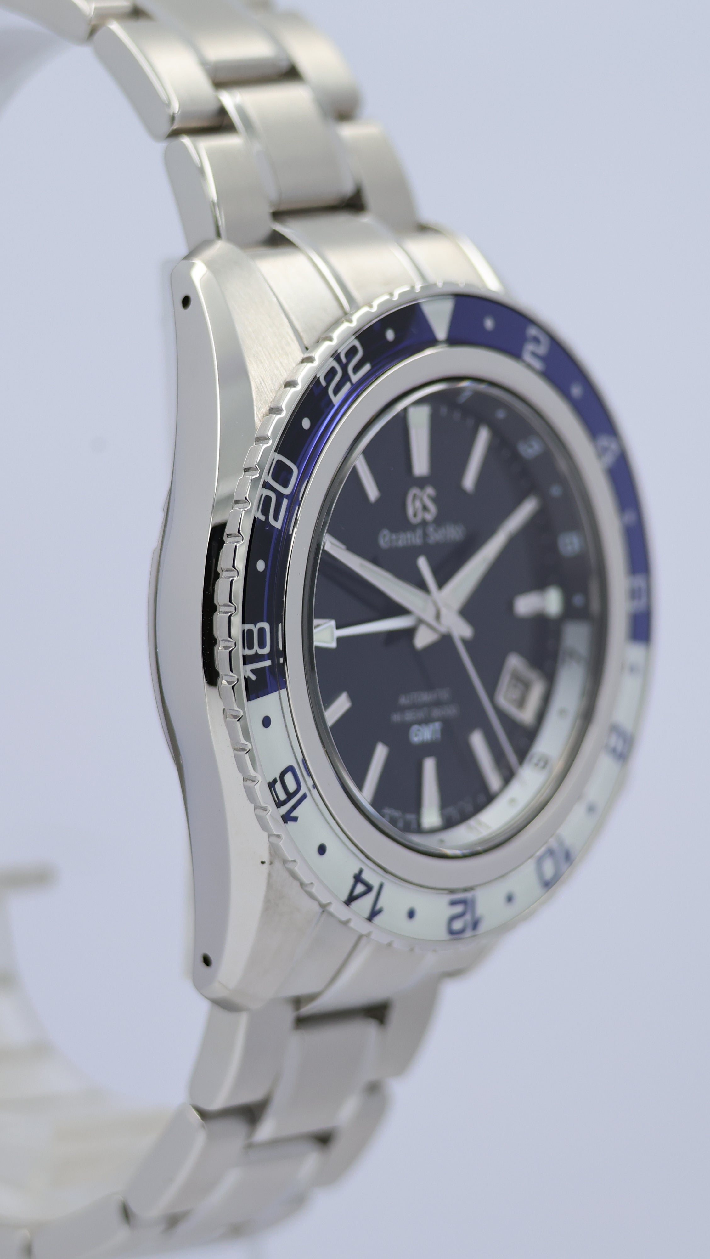 Grand Seiko GMT Sport Collection Automatic SBGJ237 Box + above papers