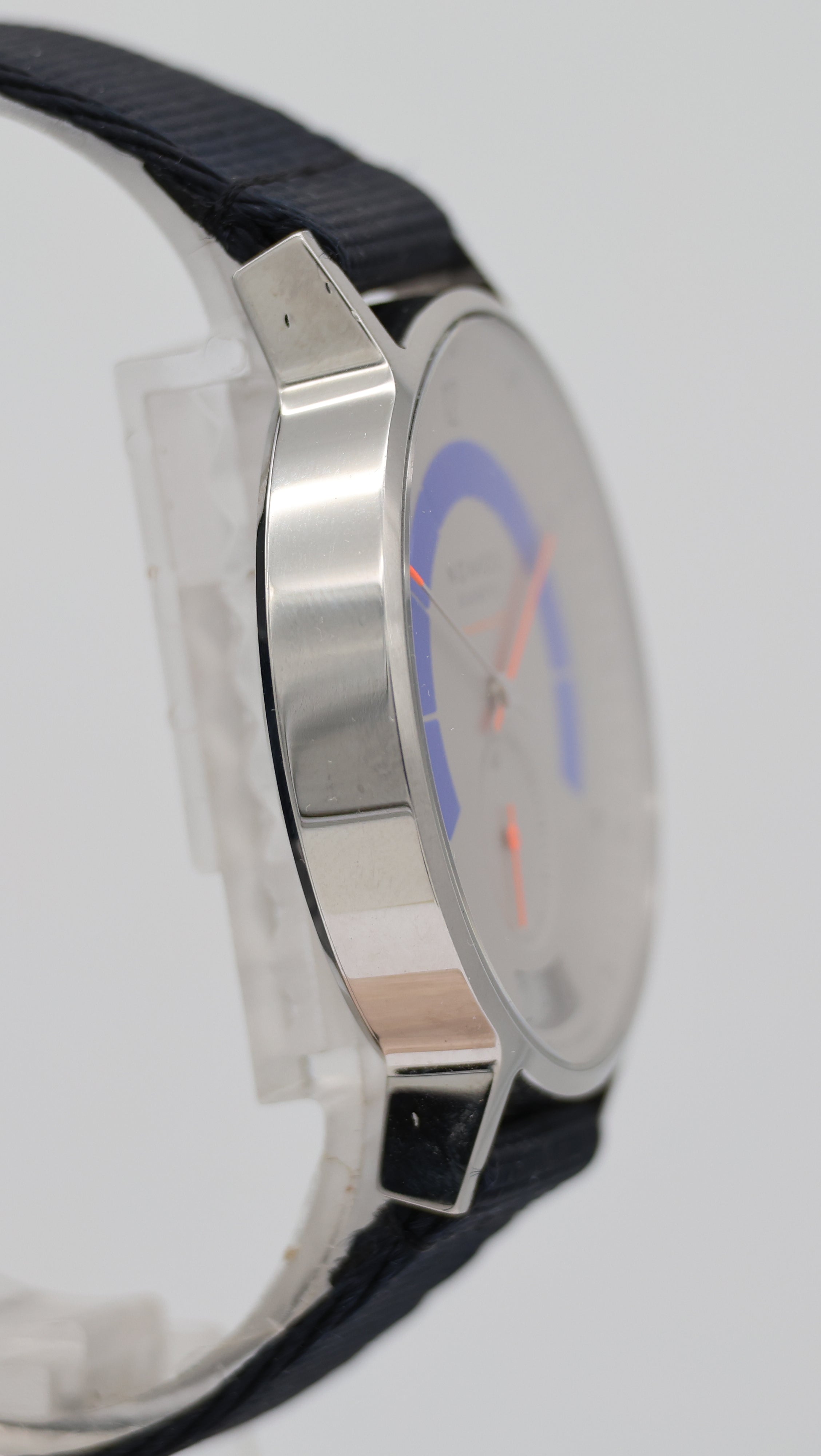 Nomos Autobahn 41mm Automatik Herrenuhr 1303 Box + og. Papiere