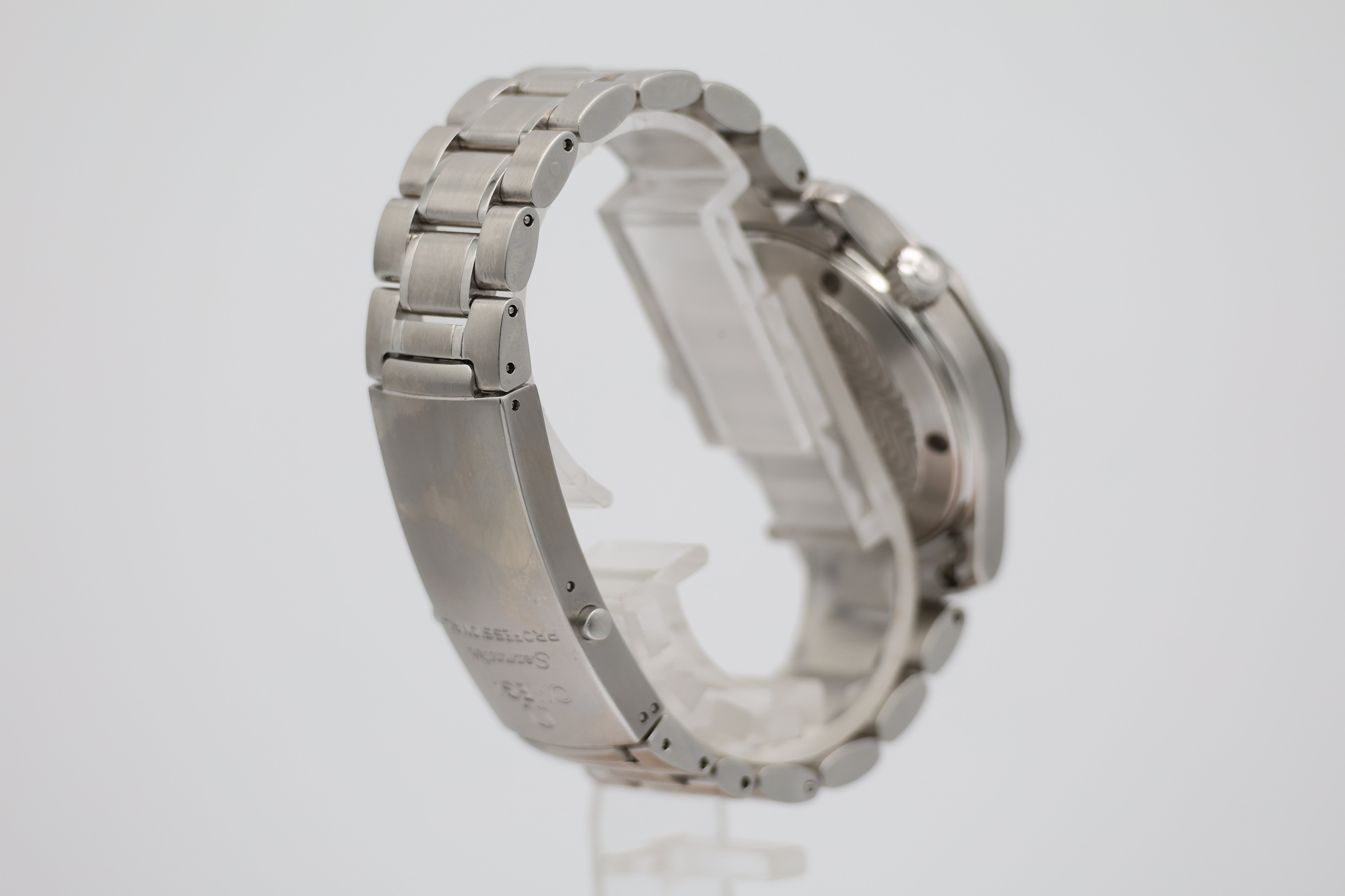 Omega Seamaster 36mm Quarz Herrenuhr 22625000 - Detailansicht 1