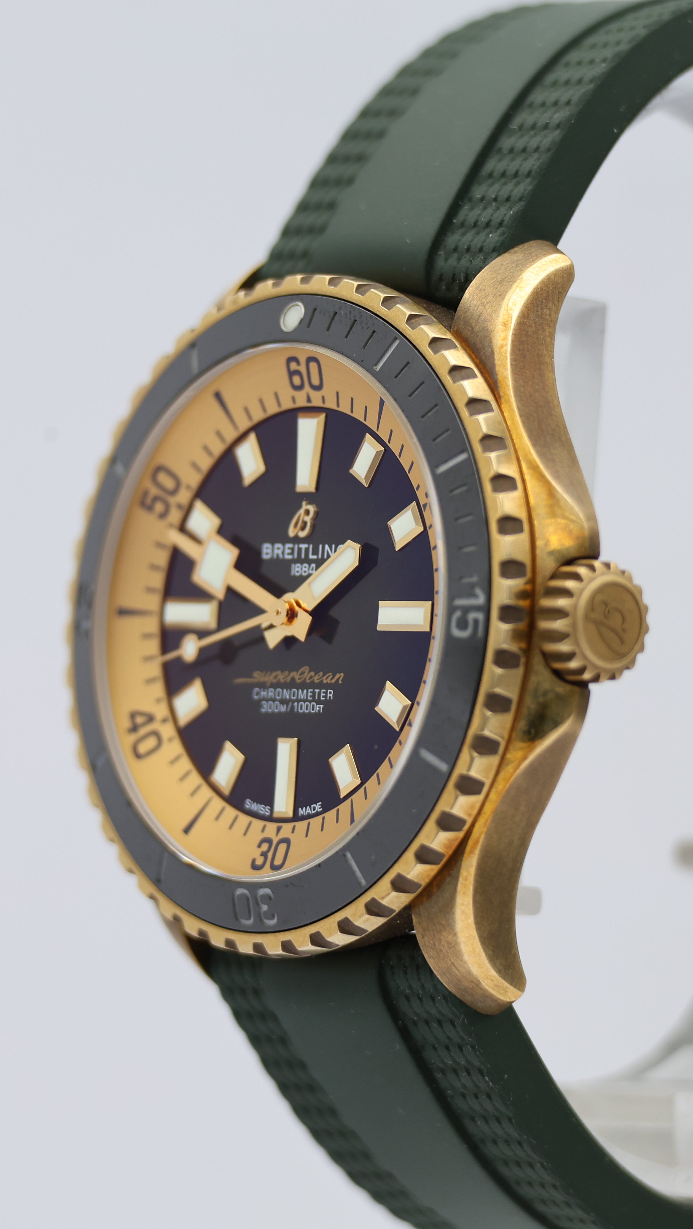 Breitling Superocean 42 Bronze Green Dial  N17375 Box + og. Papiere