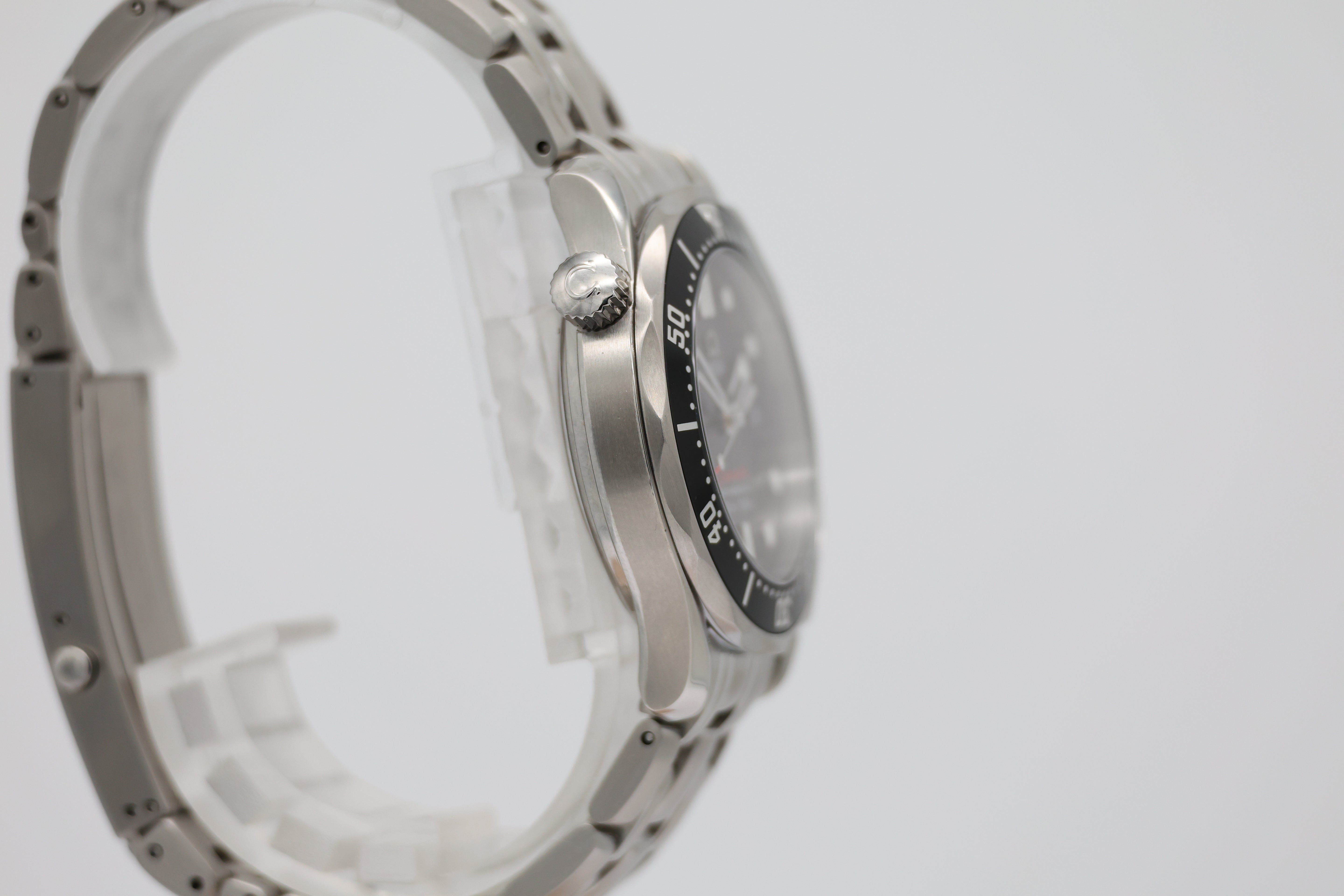 Omega Seamaster Diver 300m Quarz 36mm 21230366101001 - Detailansicht 2
