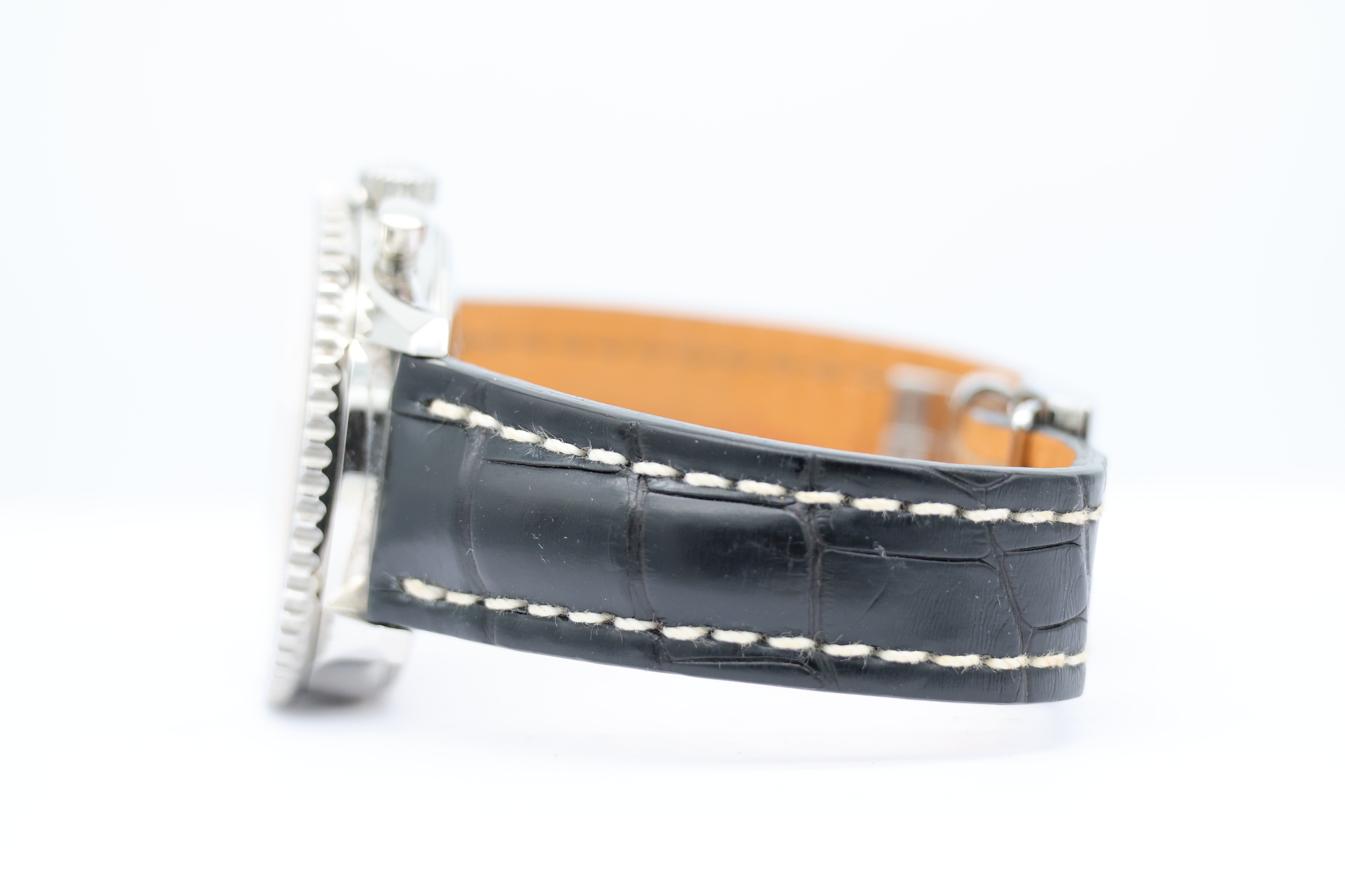 Breitling Navitimer 01 Automatik Herrenuhr 43mm AB0120 - Detailansicht 3