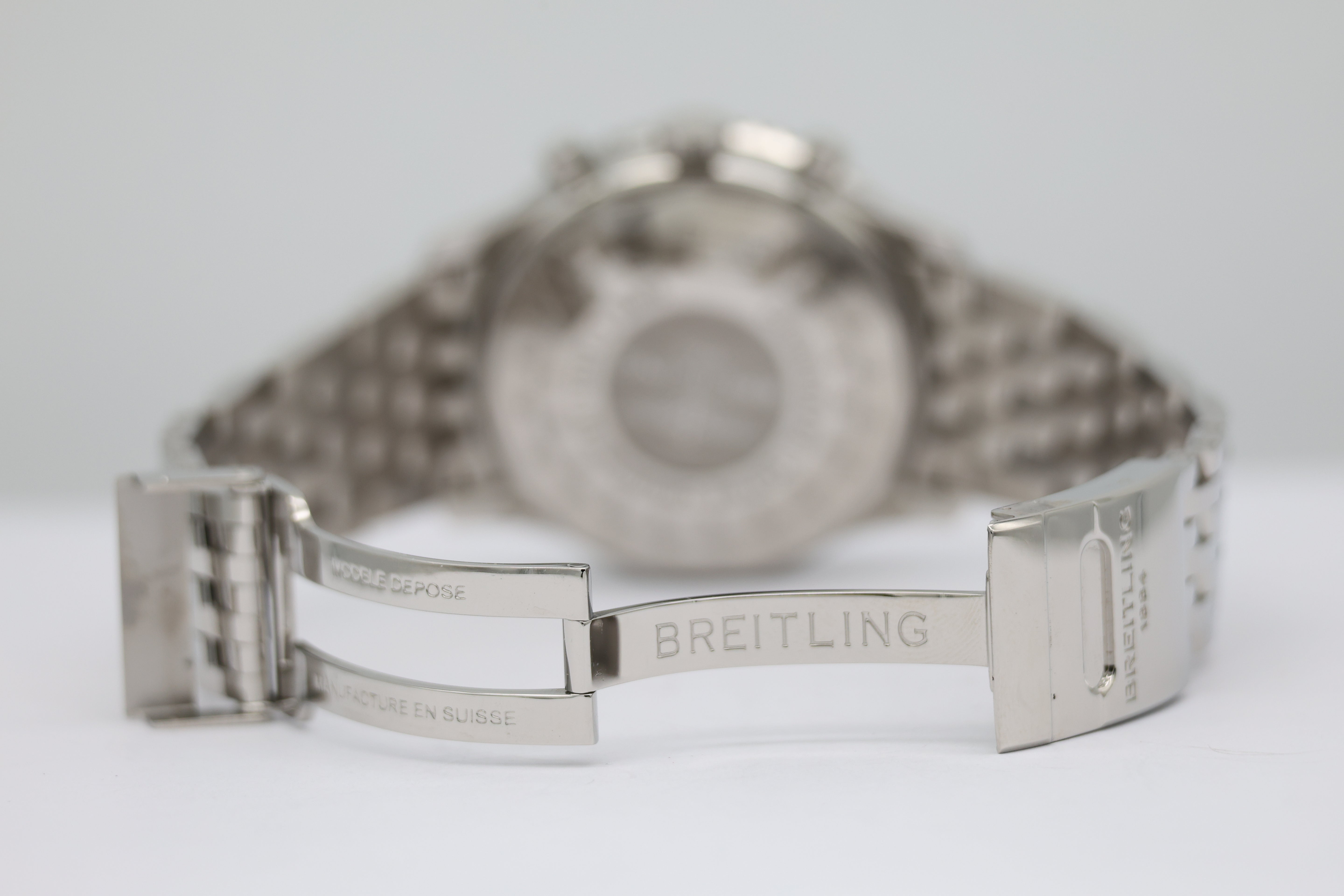 Breitling Navitimer 01 Automatik 43mm AB0120 Box + og. Papiere