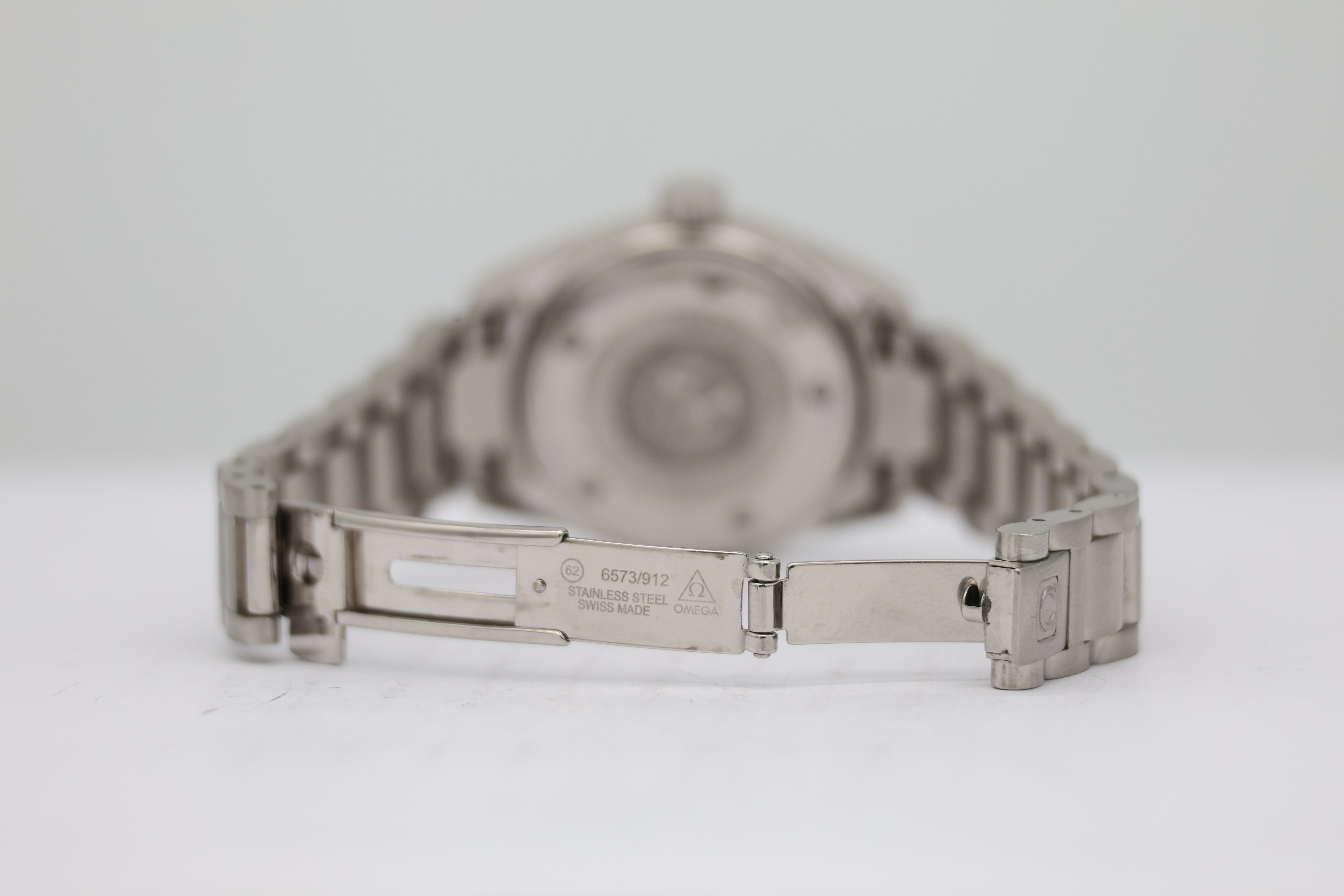 Omega Aqua Terra Quarz 25775000 - Detailansicht 6