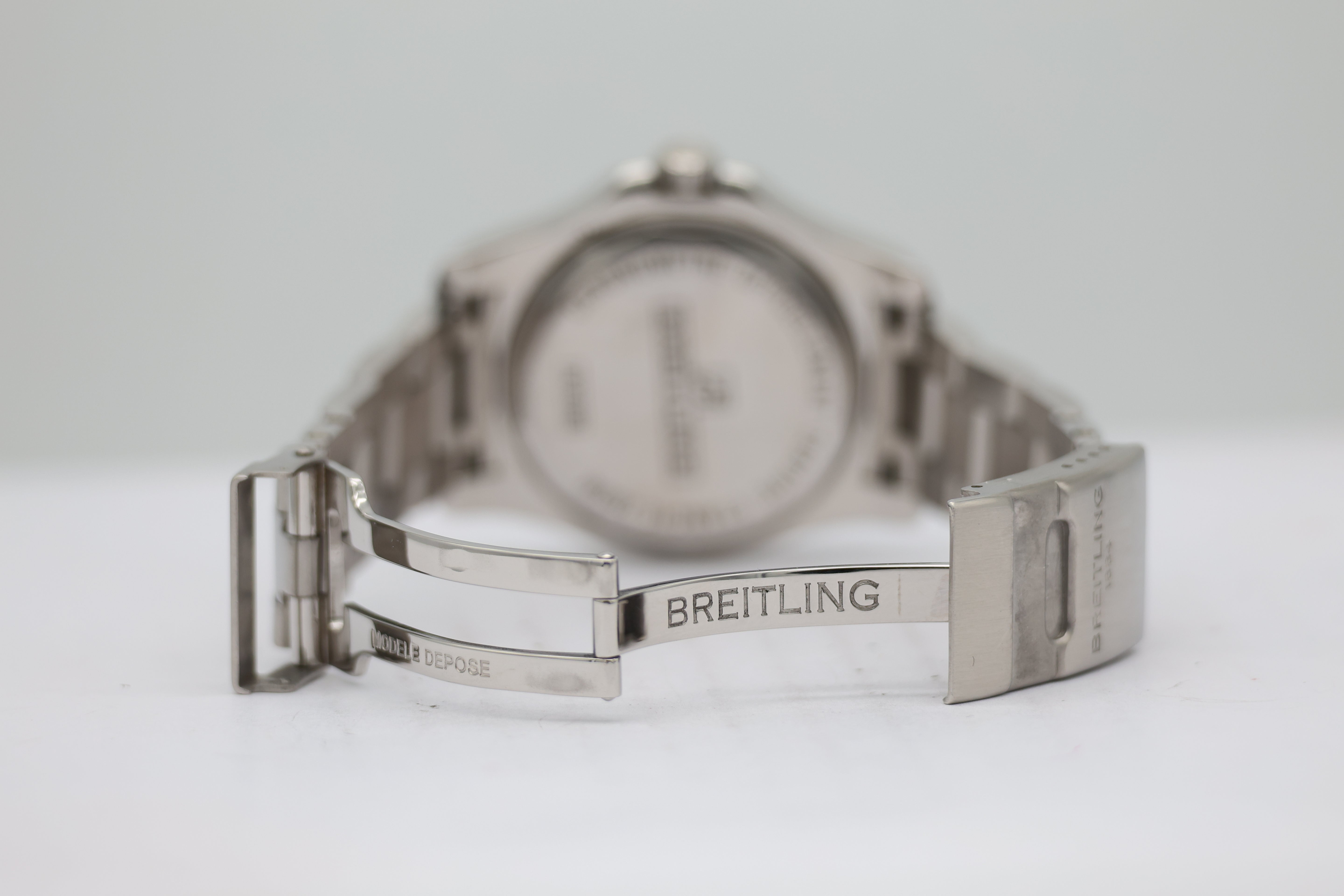 Breitling Colt 36mm Quarz Herrenuhr A74389 Box + og. Papiere