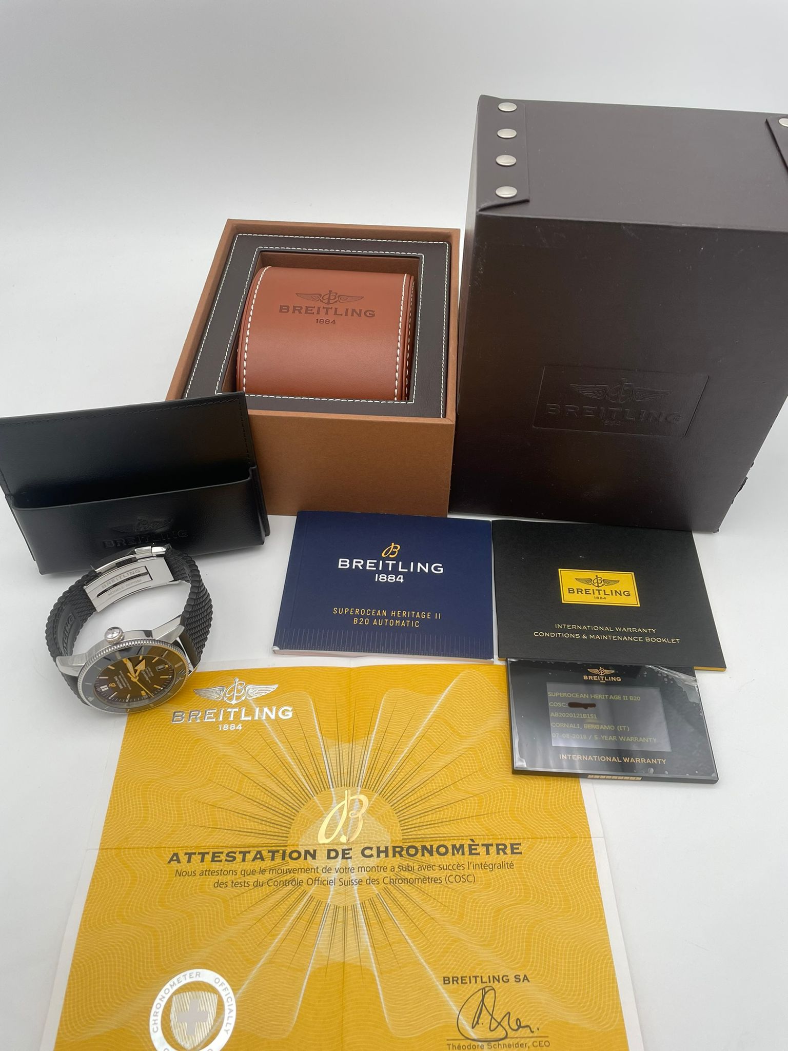 Breitling Superocean Heritage II 46 AB2020 Box + og. Papiere