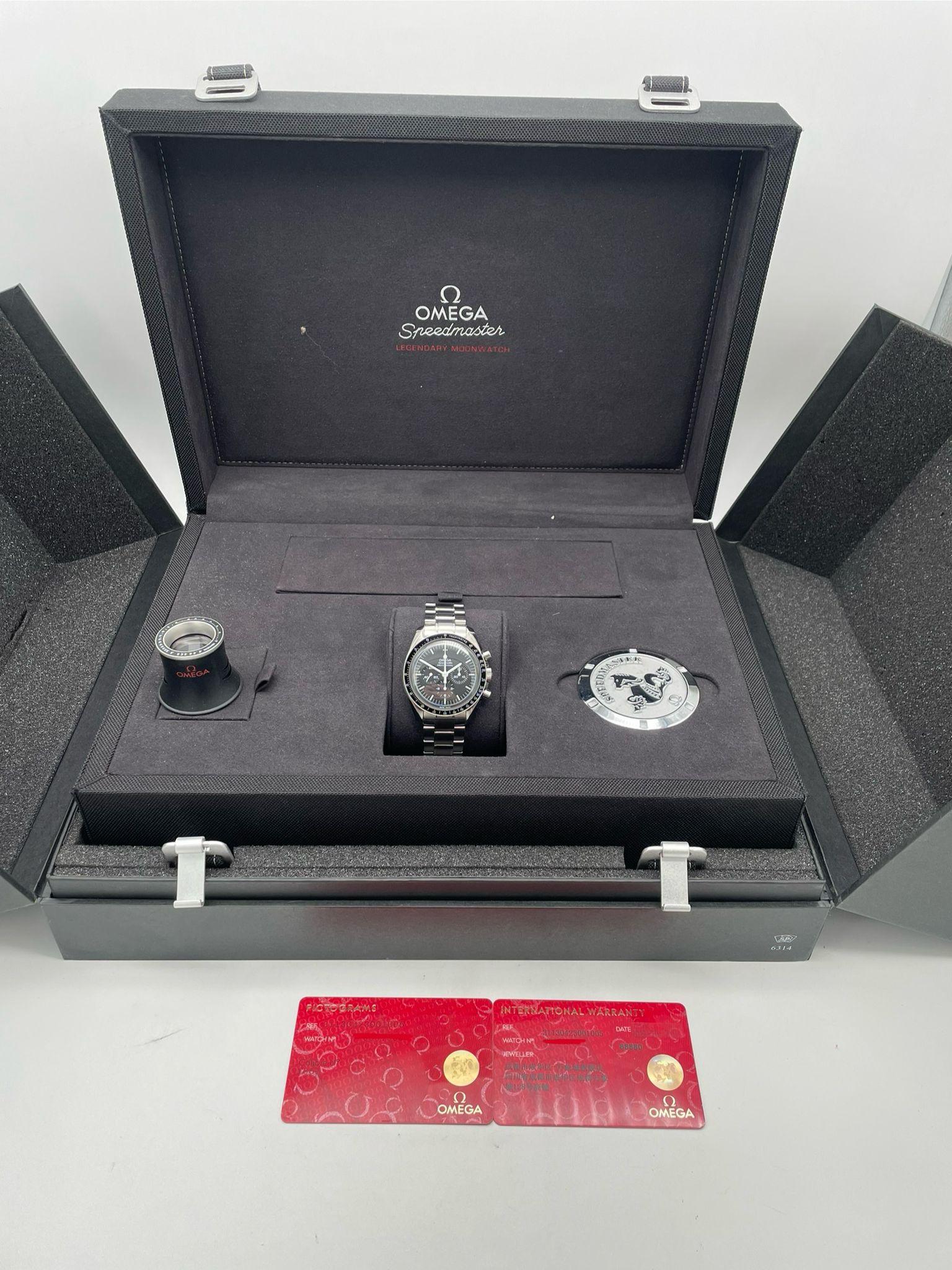 Omega Speedmaster Moonwatch Handaufzug 42mm 31130423001005