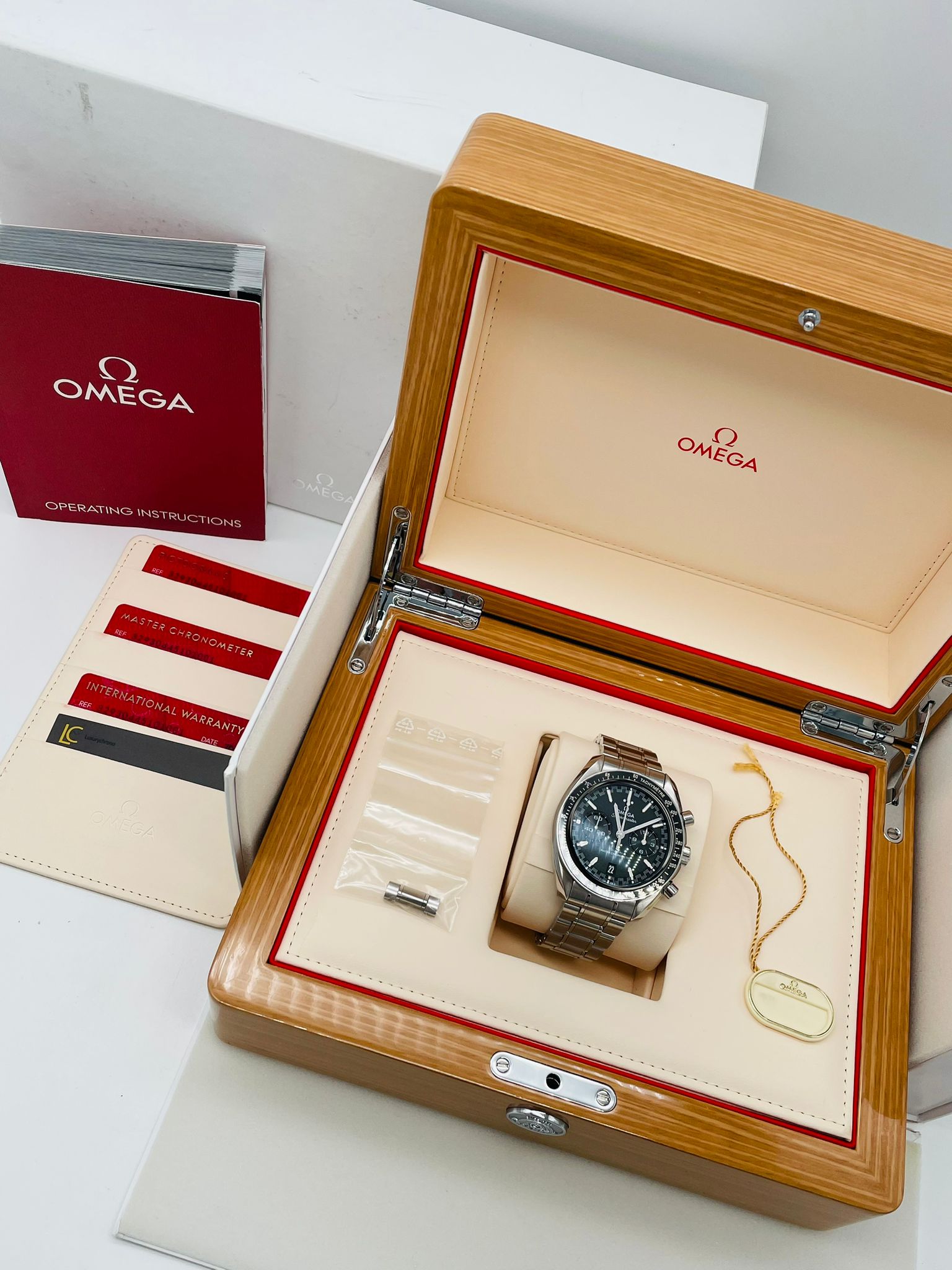 Omega Speedmaster Racing Automatik Herrenuhr 44,2mm 32930445101001