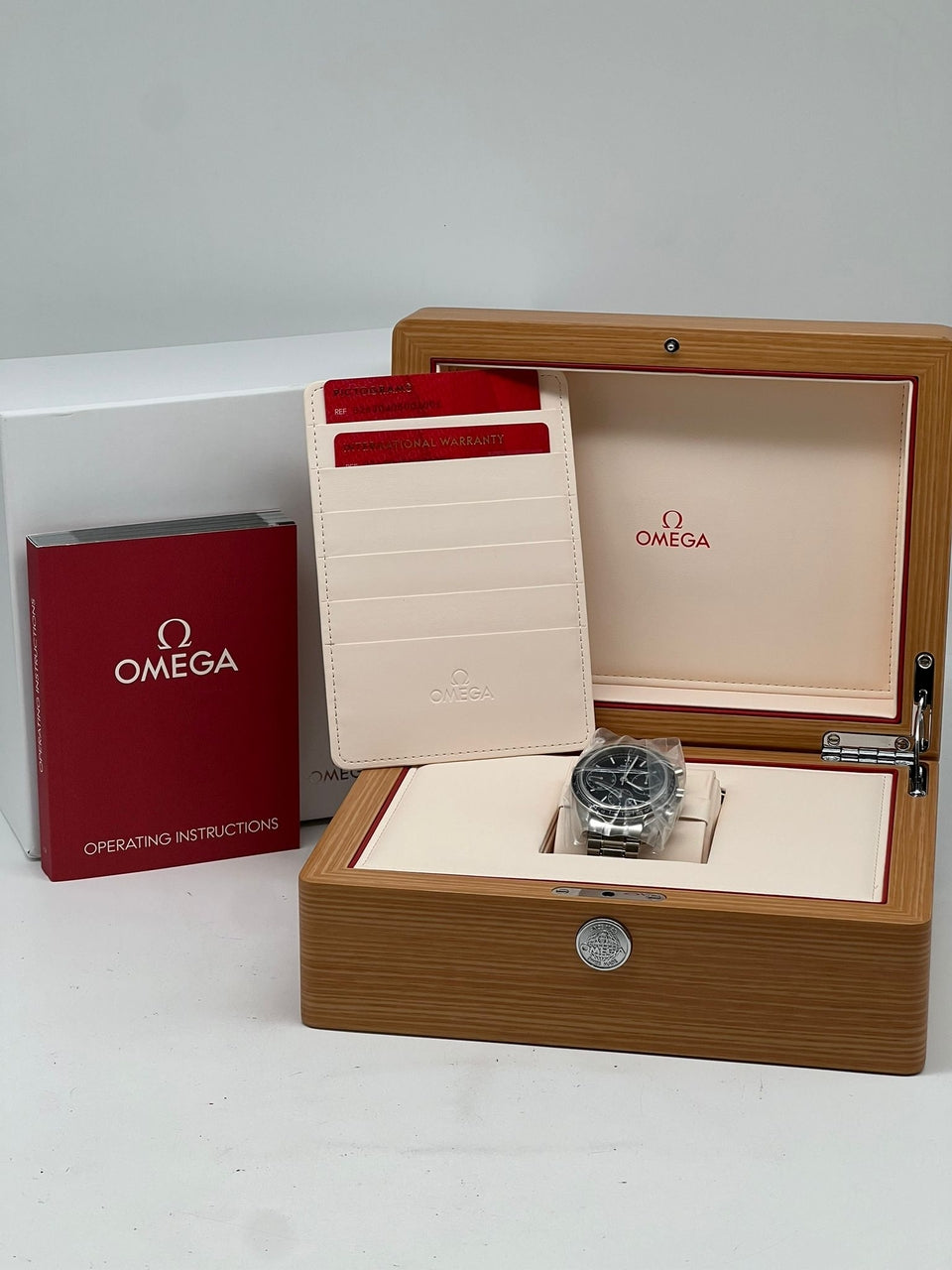 Omega Speedmaster Racing 40mm Automatik Schwarz NEU 32630405001001 - Papiere und oder Lieferumfang