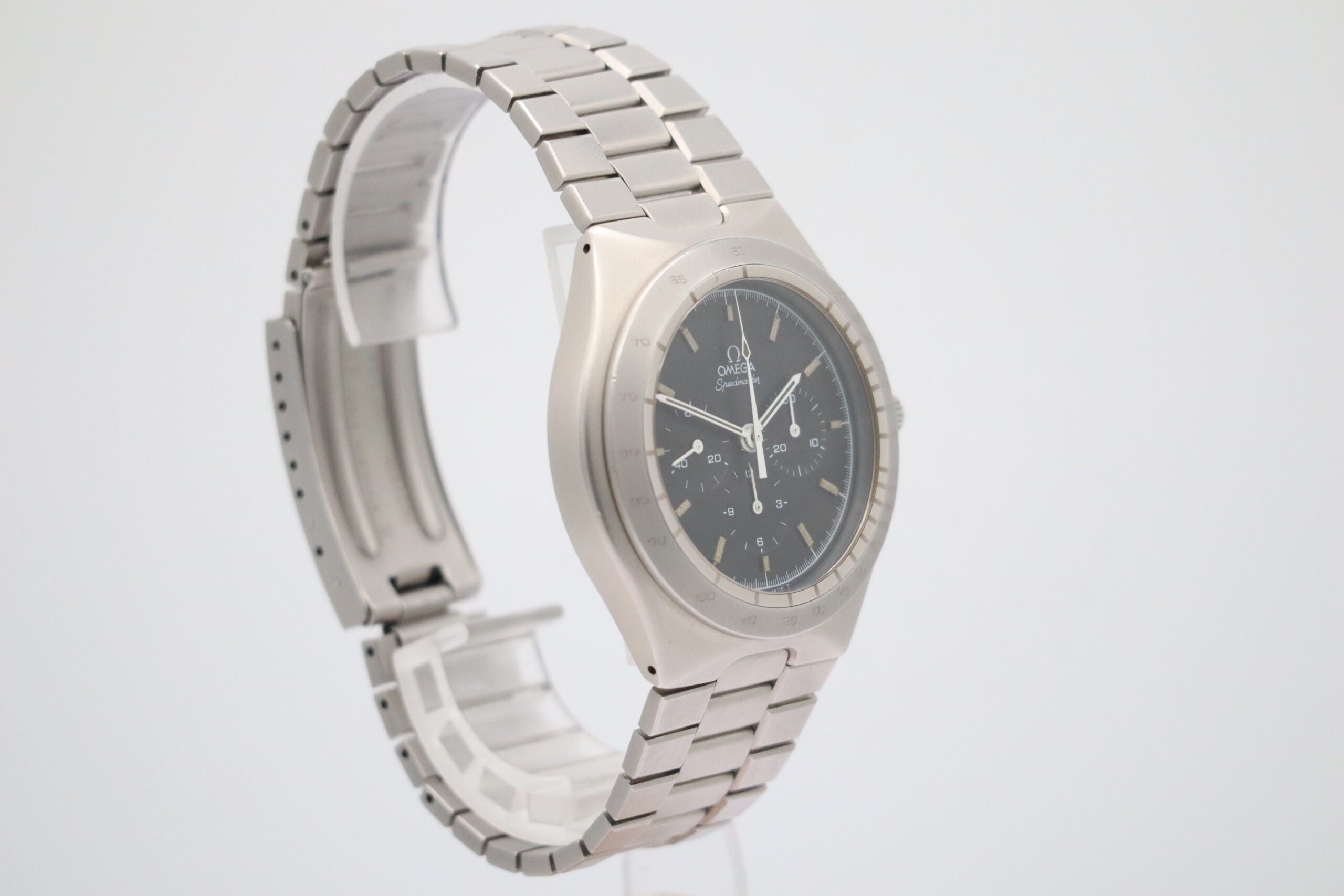 Omega Speedmaster Teutonic Handaufzug Herrenuhr Ref.: 1450040