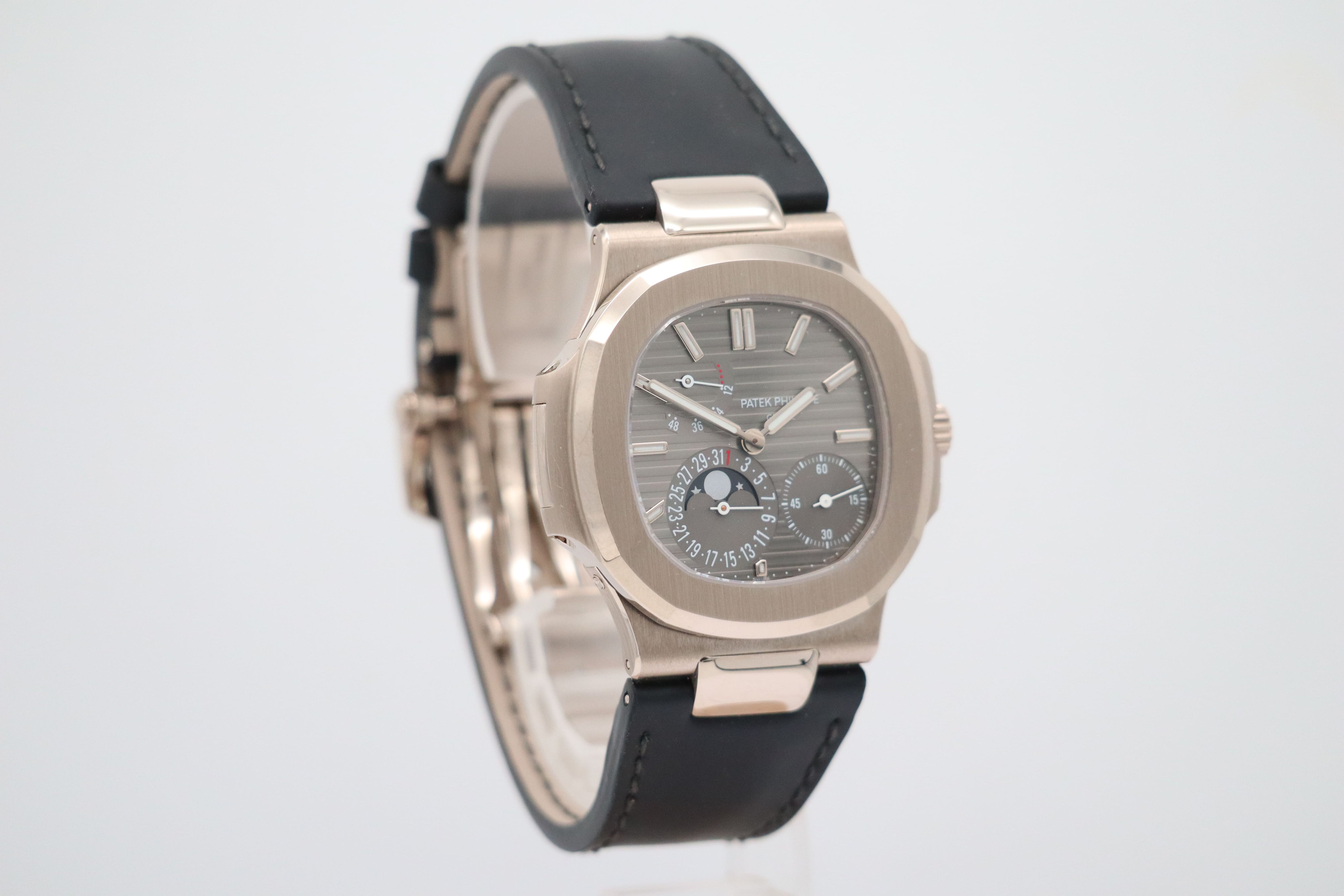 Patek Philippe Nautilus Weißgold 5712G-001 Box + og. Papiere Fullset aus 2010 Deutsch