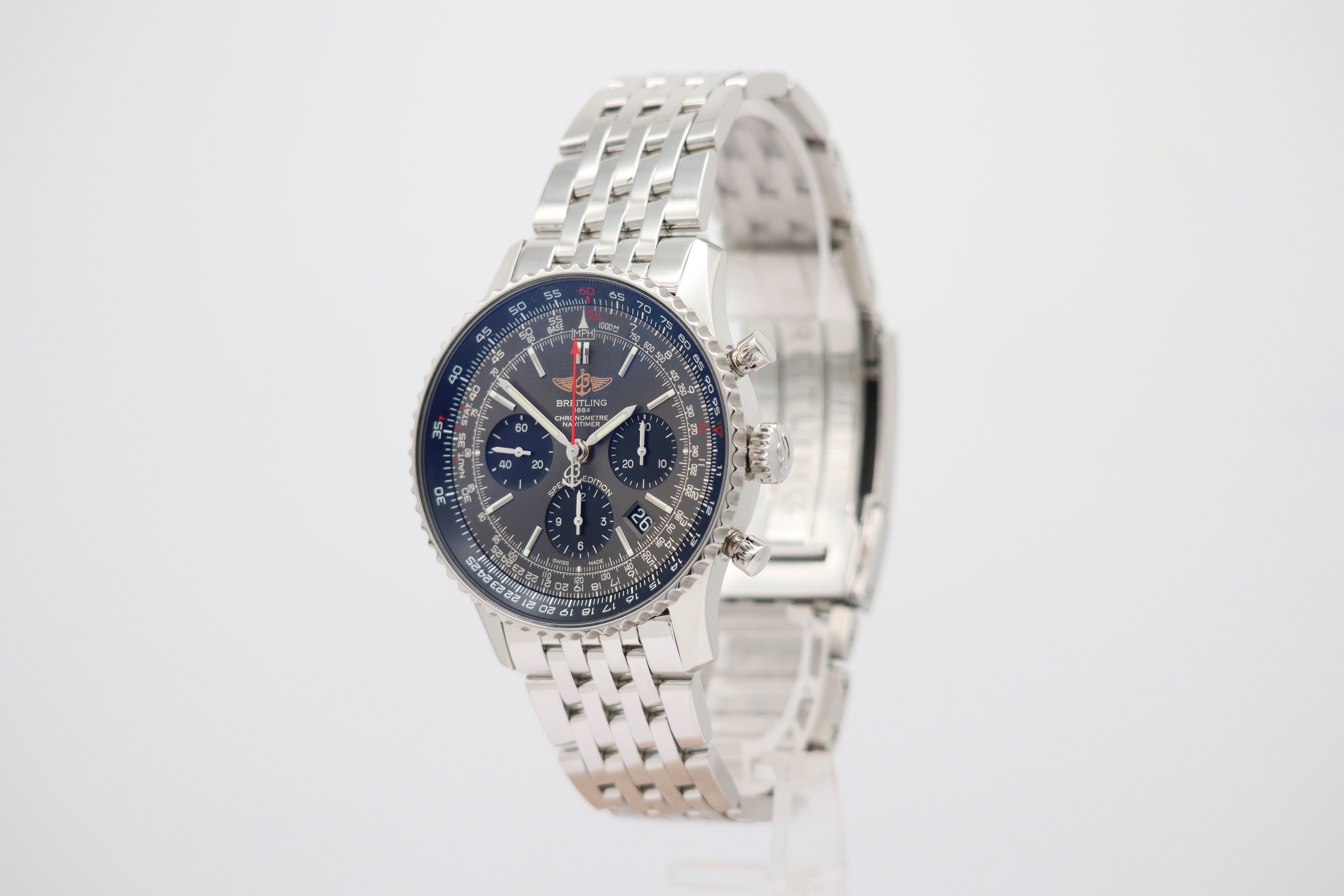 Breitling Navitimer B01 Chronograph 43mm  Automatik Herrenuhr  AB0121 - Detail view 2