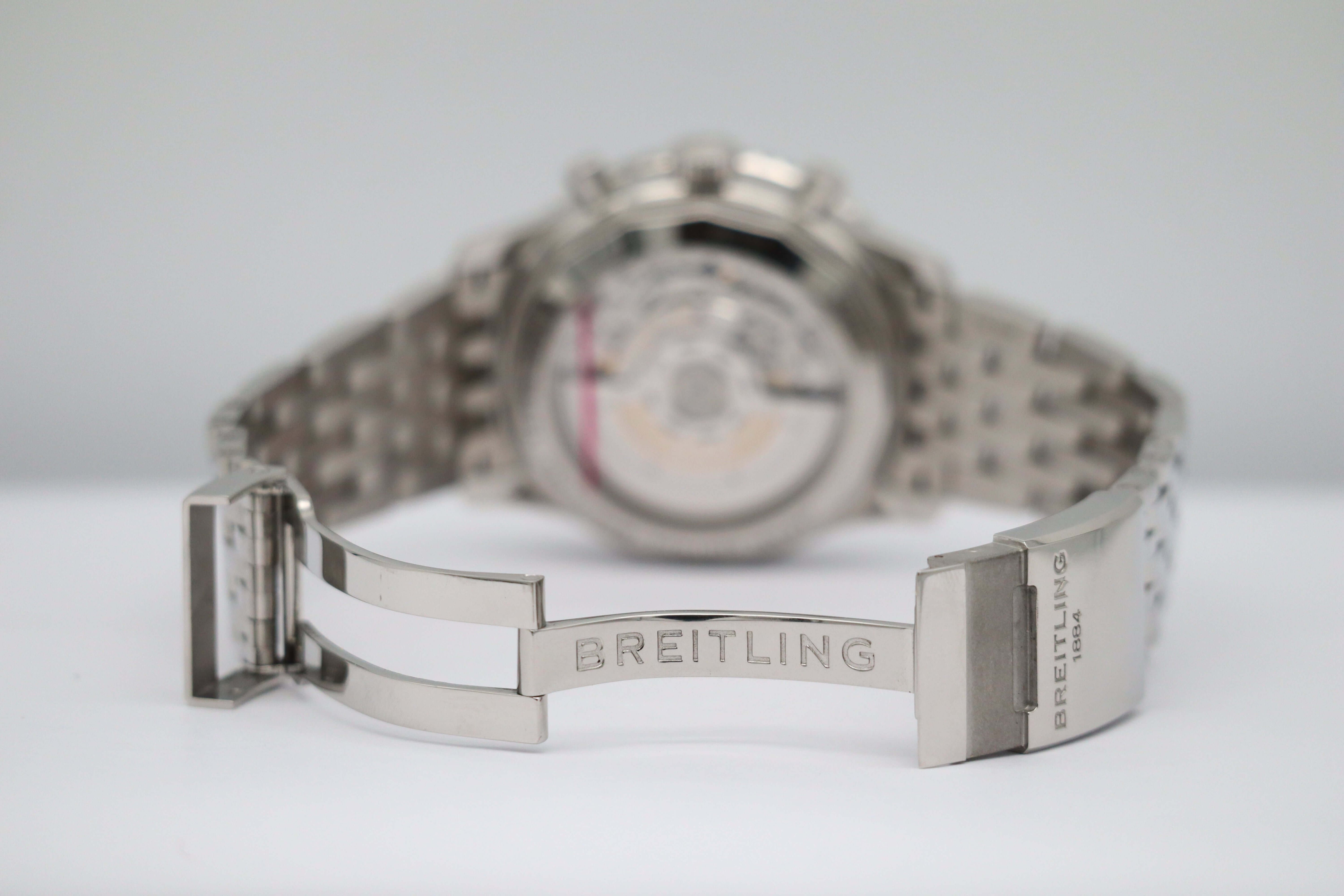 Breitling Navitimer B01 Chronograph 43mm Automatik Herrenuhr AB0121 Box + og. Papiere