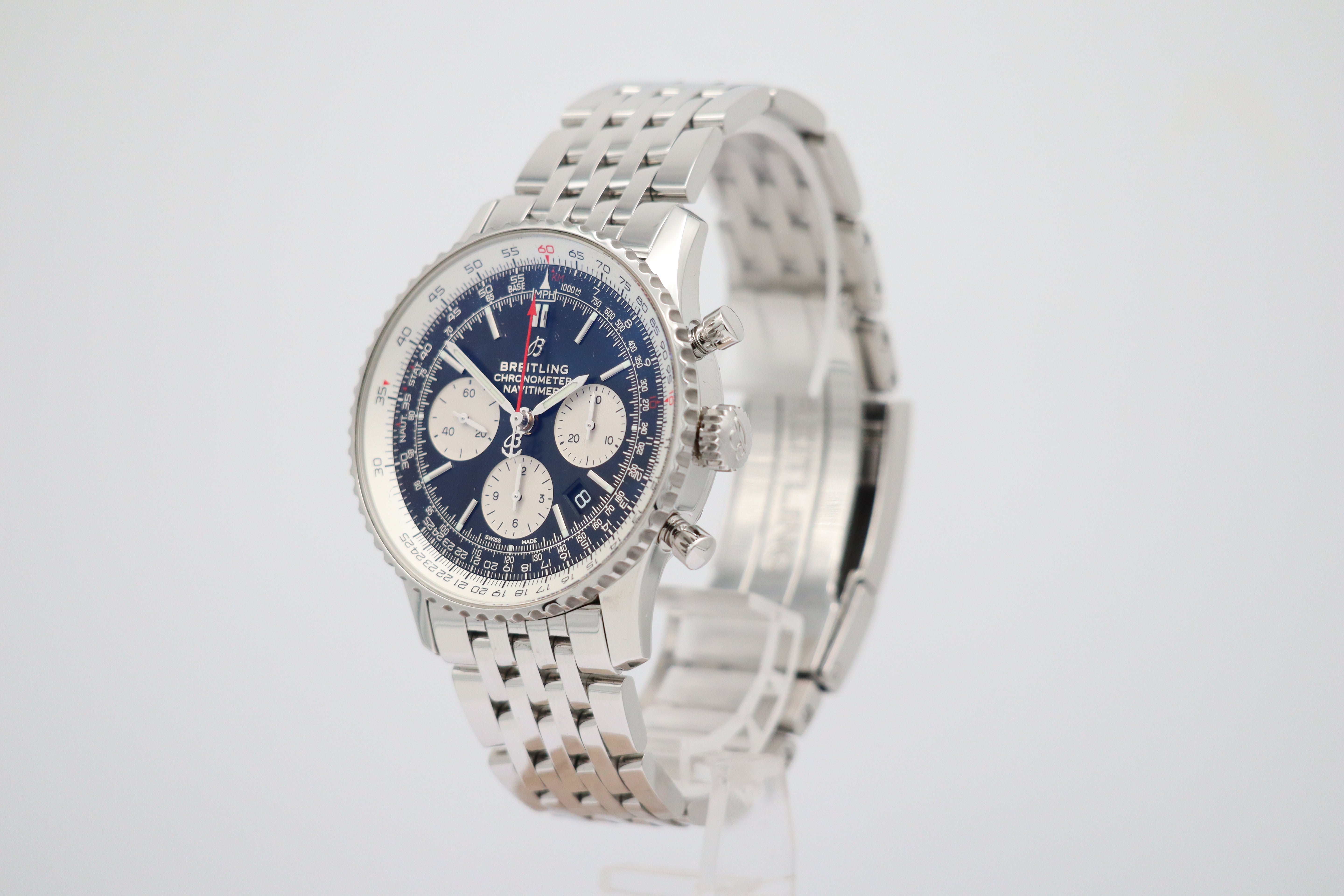 Breitling Navitimer B01 Chronograph 43mm Automatik Herrenuhr AB0121 Box + og. Papiere