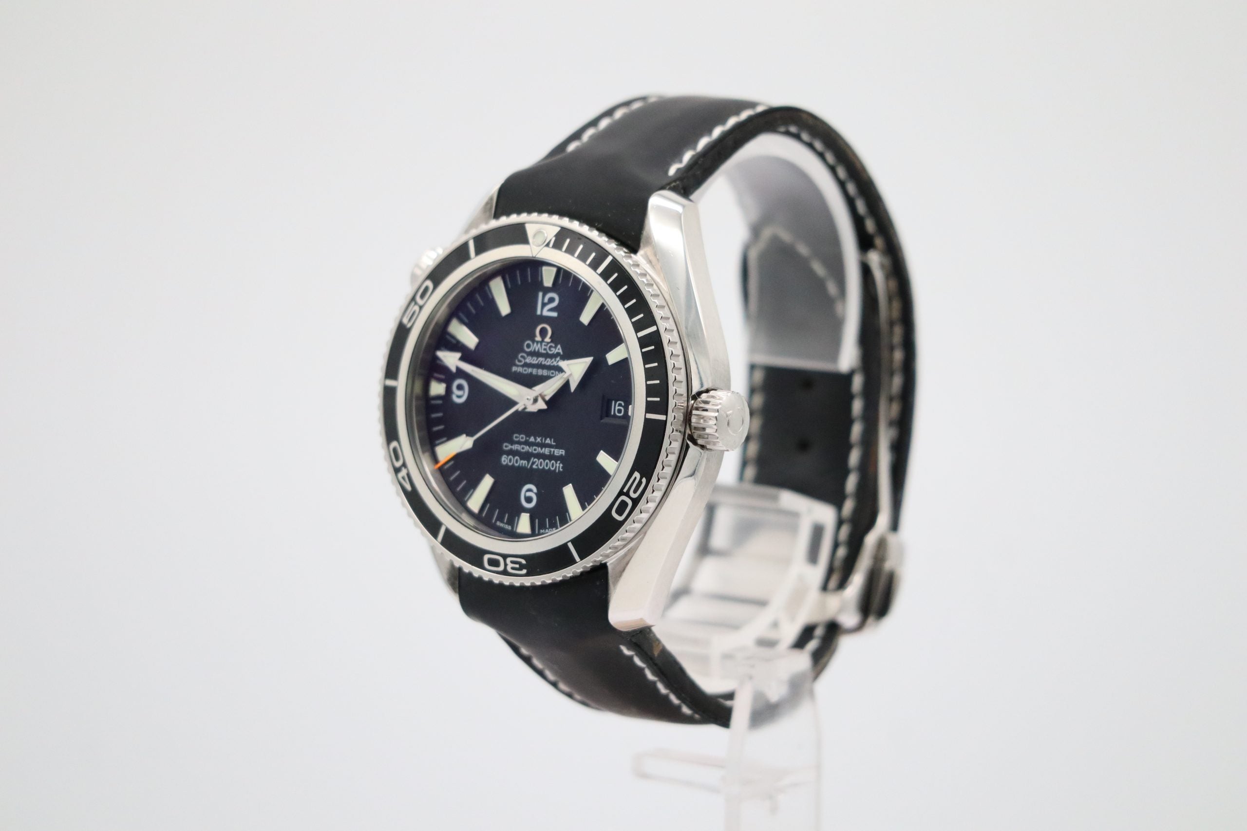 Omega Seamaster Planet Ocean Schwarz 22015000