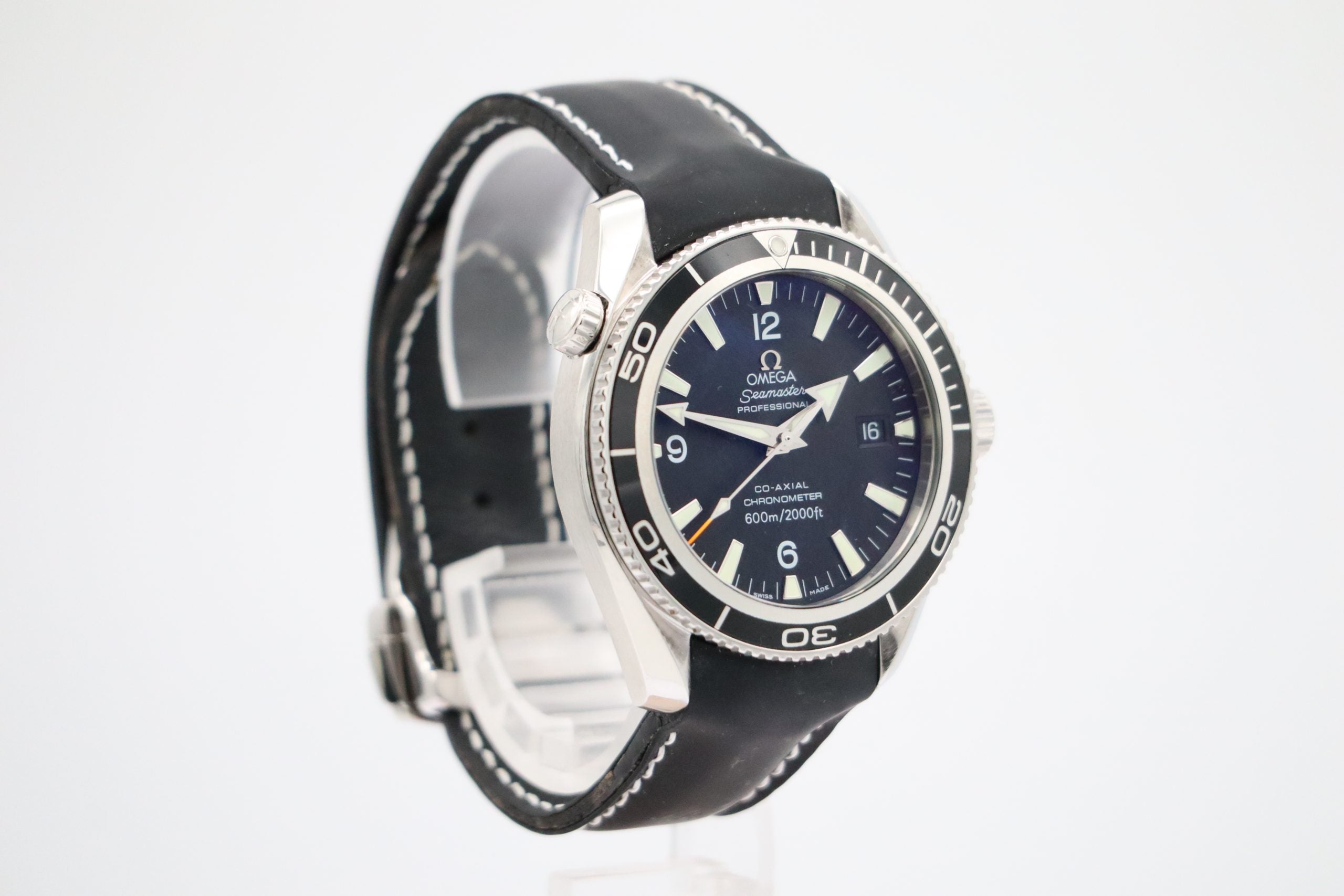 Omega Seamaster Planet Ocean Schwarz 22015000