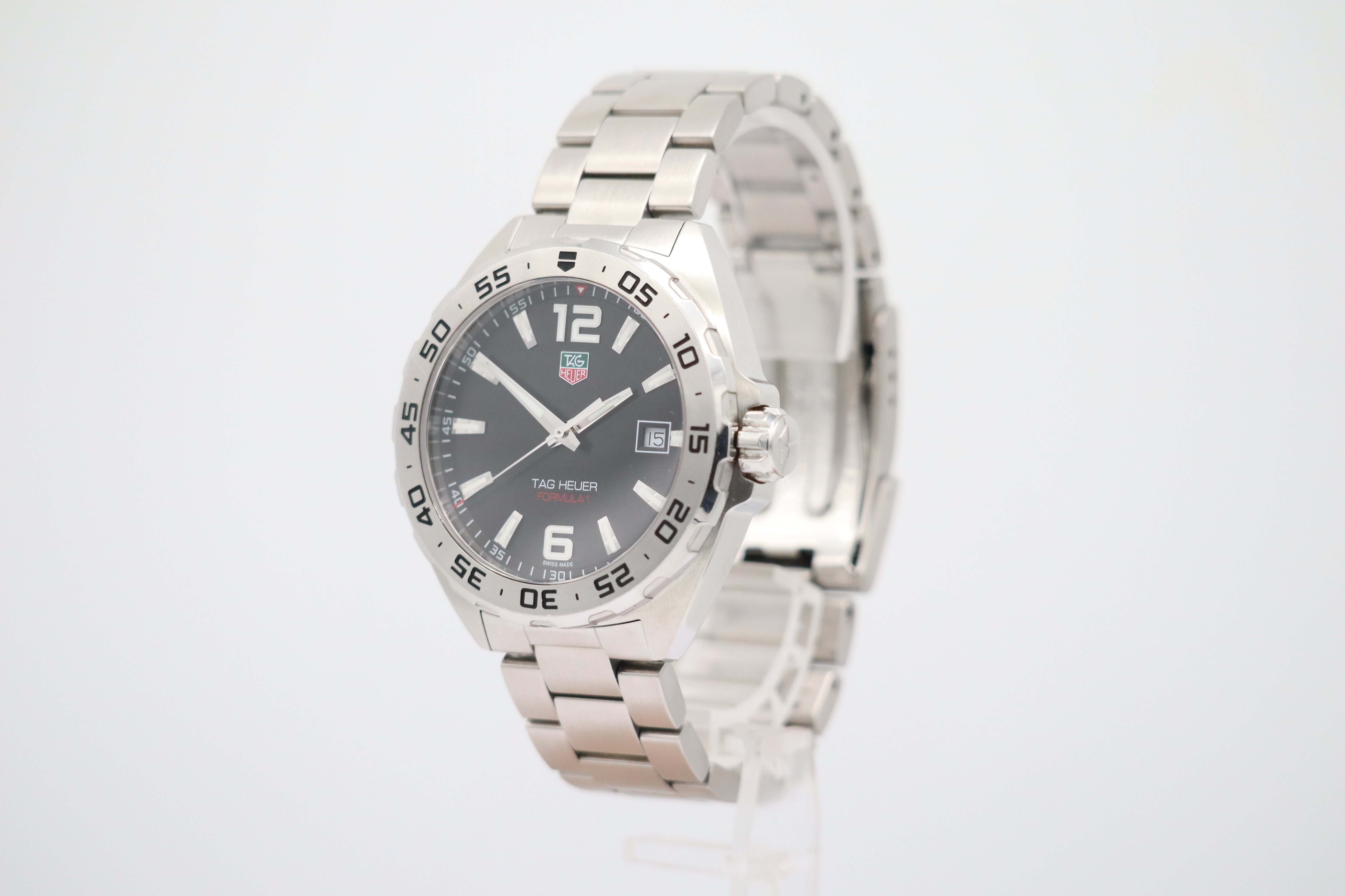 Tag Heuer Formula 1 41mm Quarz Herrenuhr WAZ1112 Box + og. Papiere