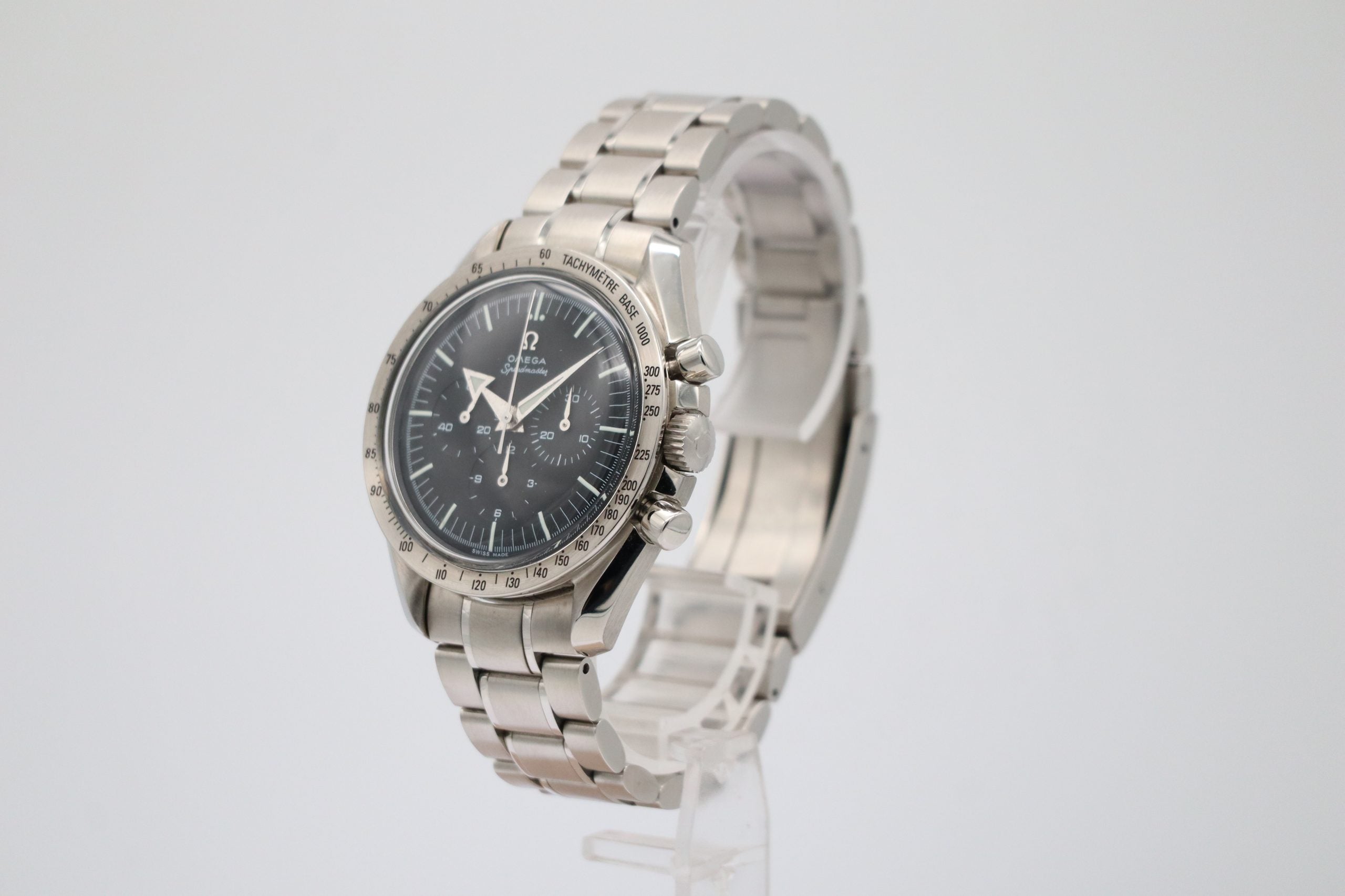 Omega Speedmaster Broad Arrow 35945000 Box + og. Papiere