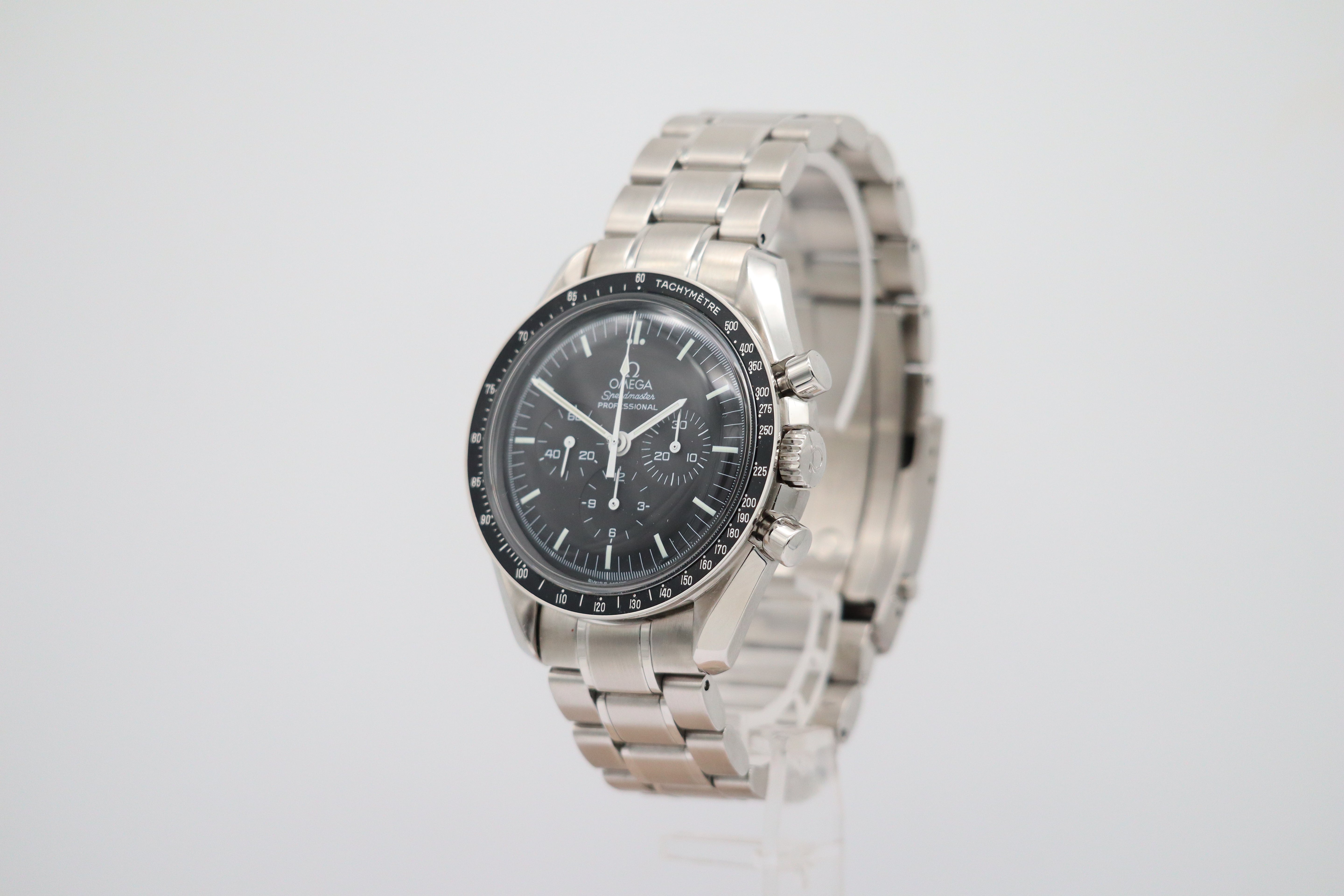 Omega Speedmaster Professional Moonwatch 42mm Handaufzug Herrenuhr 35705000 Box + og. Papiere