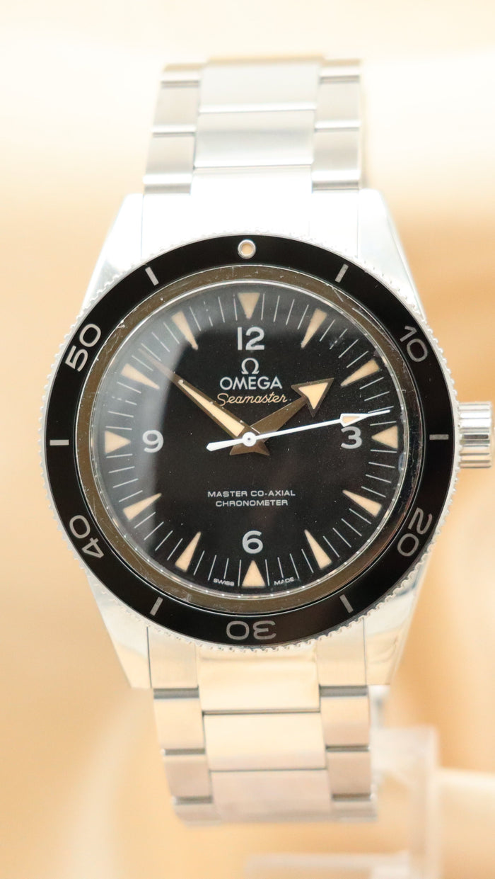 Omega Seamaster 300 233.30.41.21.01.001 Box + og. Papiere Zifferblatt hat Altersspuren