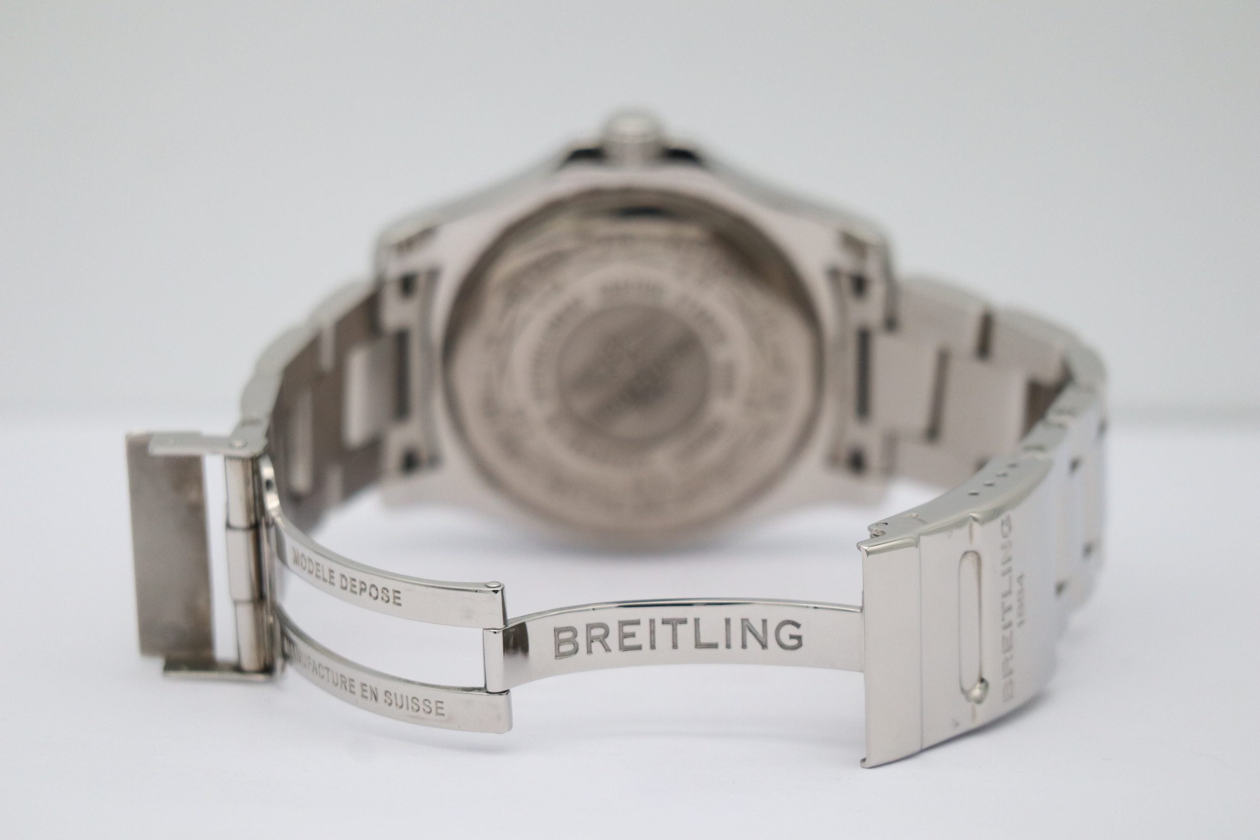 Breitling Avenger Automatik Herrenuhr A32390