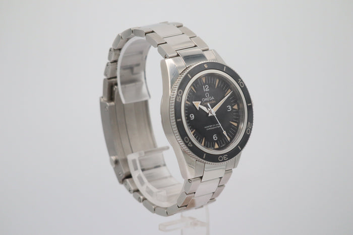 Omega Seamaster 300 233.30.41.21.01.001 Box + og. Papiere Zifferblatt hat Altersspuren