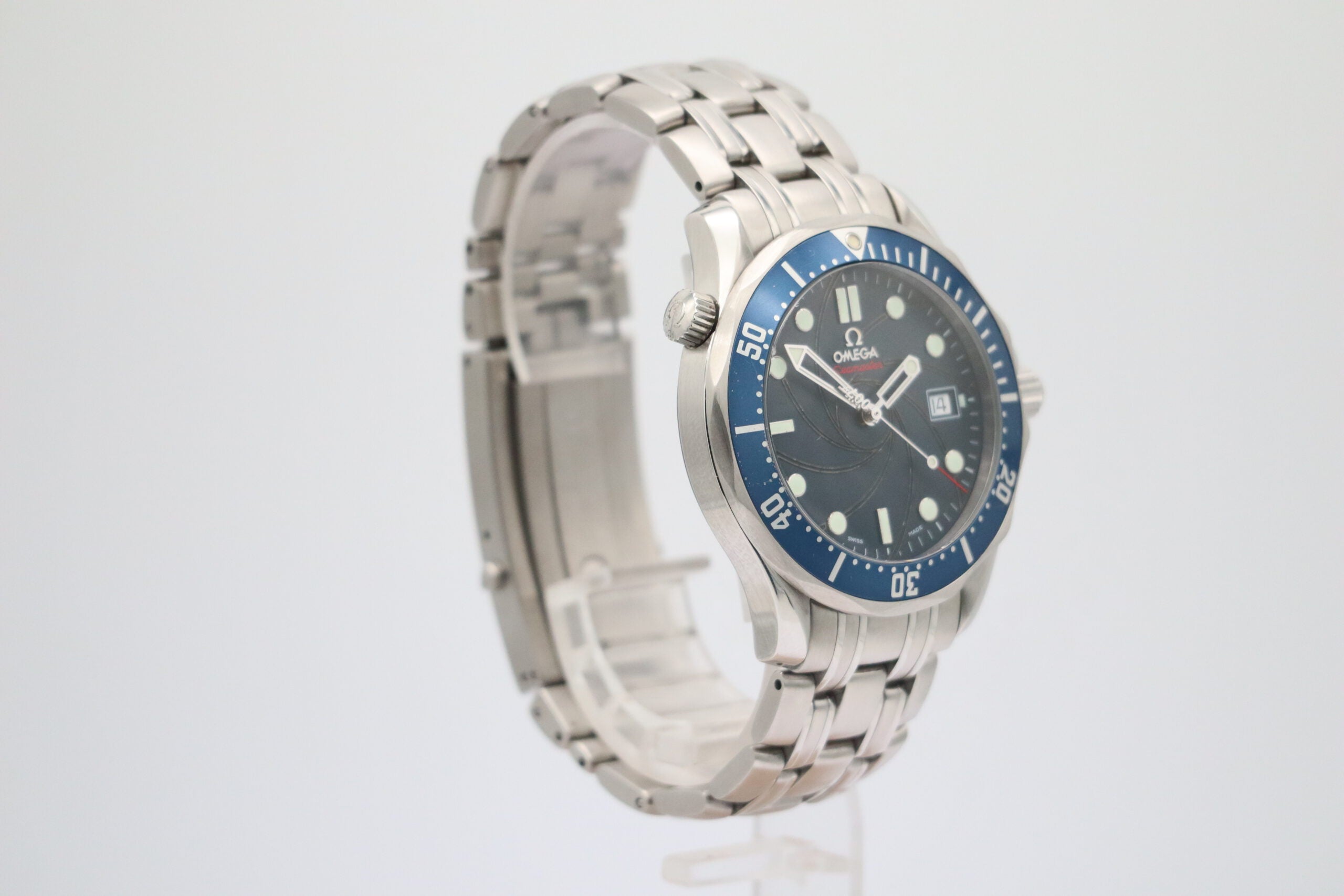 Omega Seamaster James Bond Casino Royal 22268000