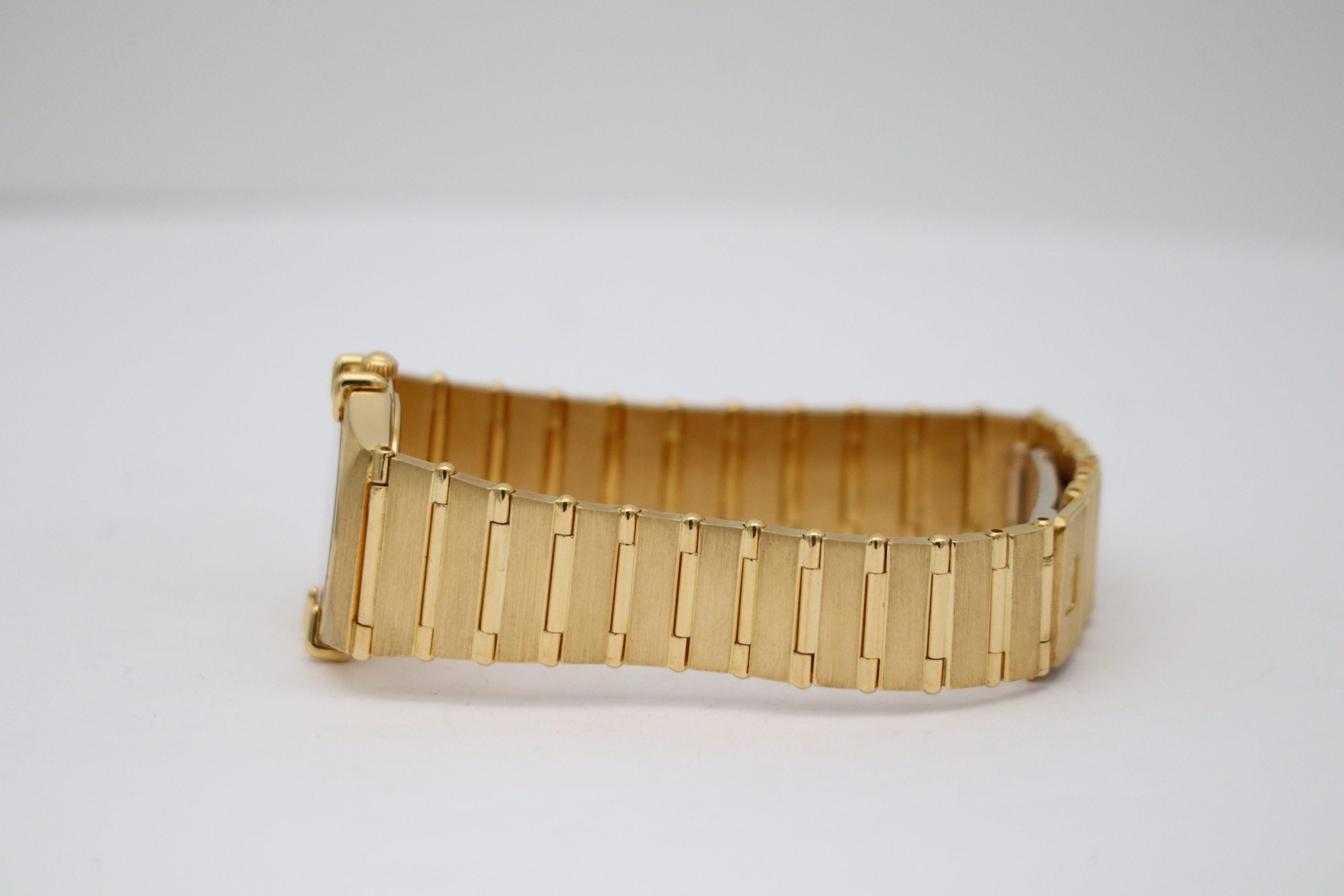 Omega Constellation Ladies 18k Quarz 11801000