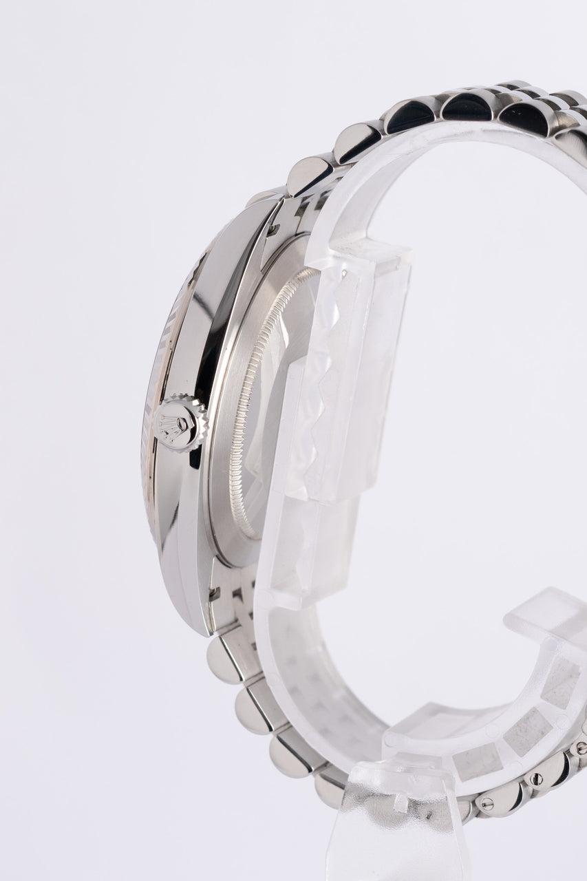 Rolex Datejust 41 Automatik Herrenuhr 126334 - Detailansicht 3
