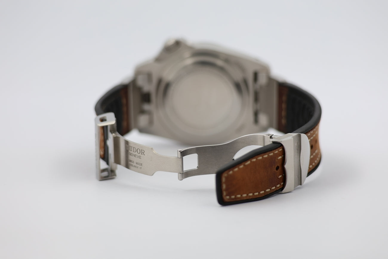 Tudor Black Bay P01 42mm Automatik  70150 - Detailansicht 6