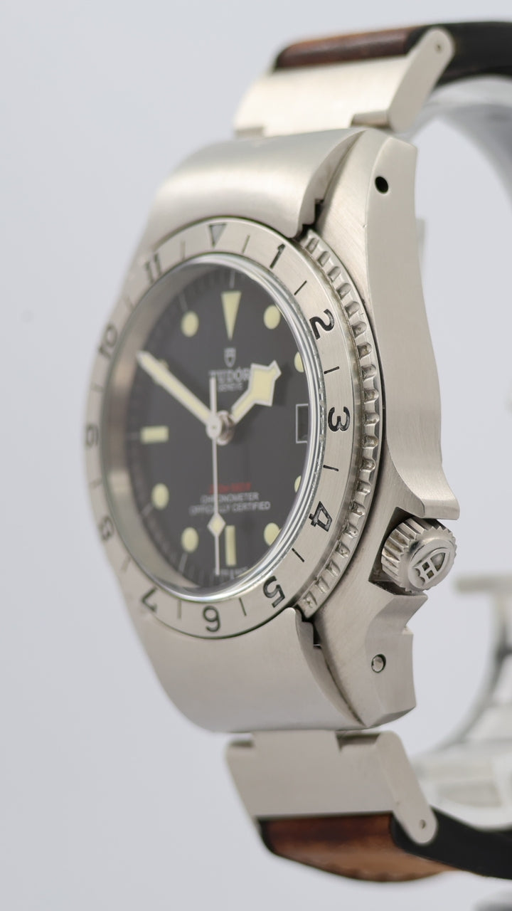 Tudor Black Bay P01 42mm Automatik  70150 - Detailansicht 7