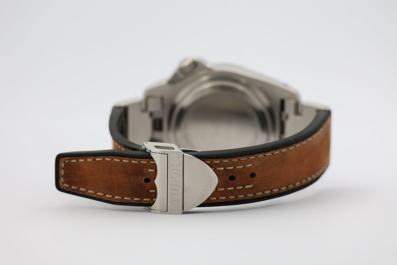 Tudor Black Bay P01 42mm Automatik  70150 - Detailansicht 5