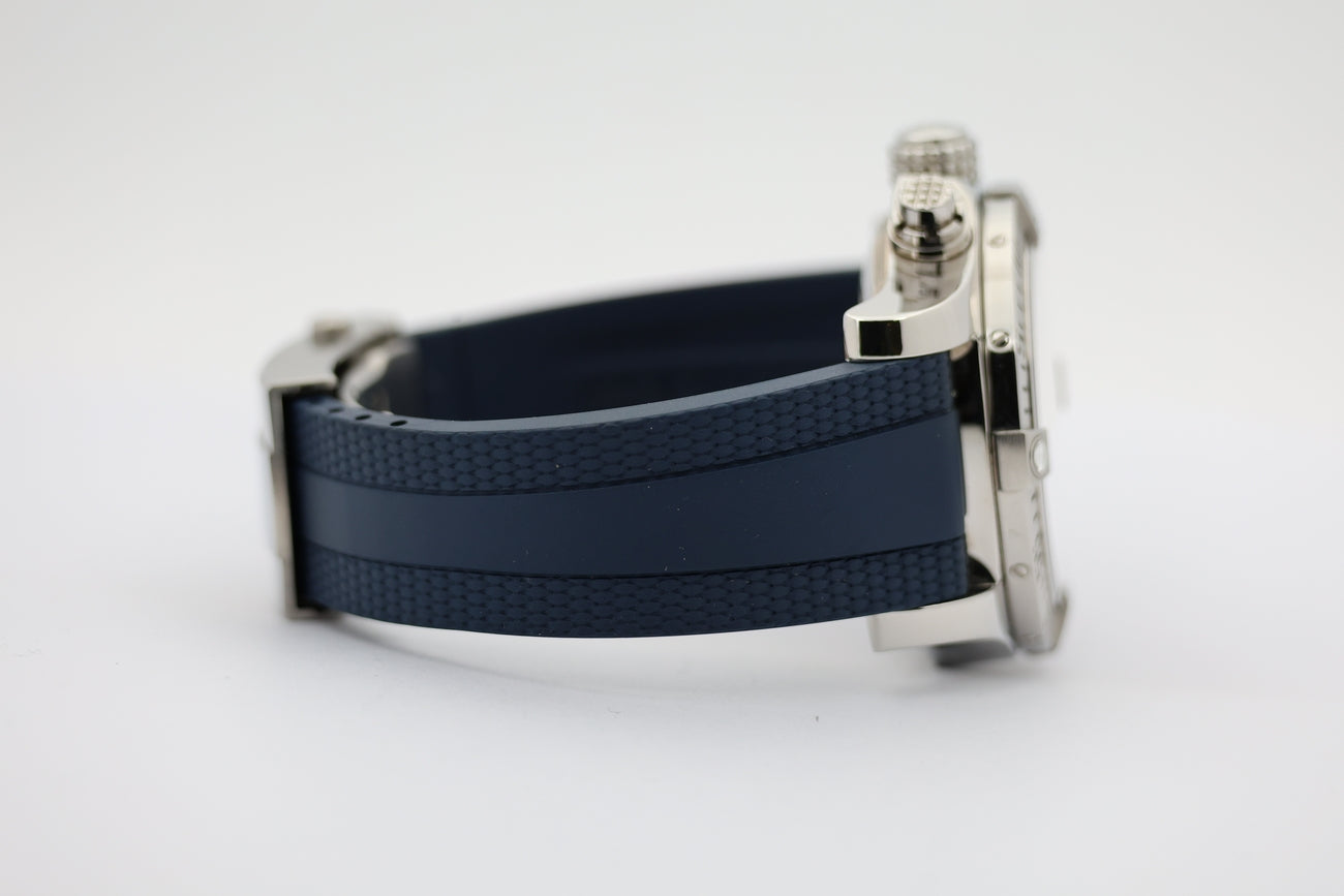 Breitling Avenger II 43mm Automatik Schwarz Herrenuhr A13381 - Detail view 4