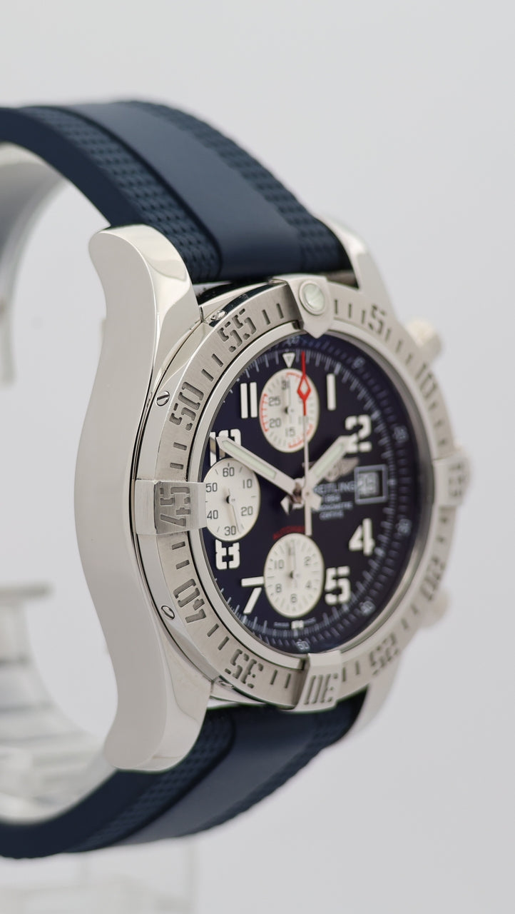 Breitling Avenger II 43mm Automatik Schwarz Herrenuhr A13381 - Detail view 8