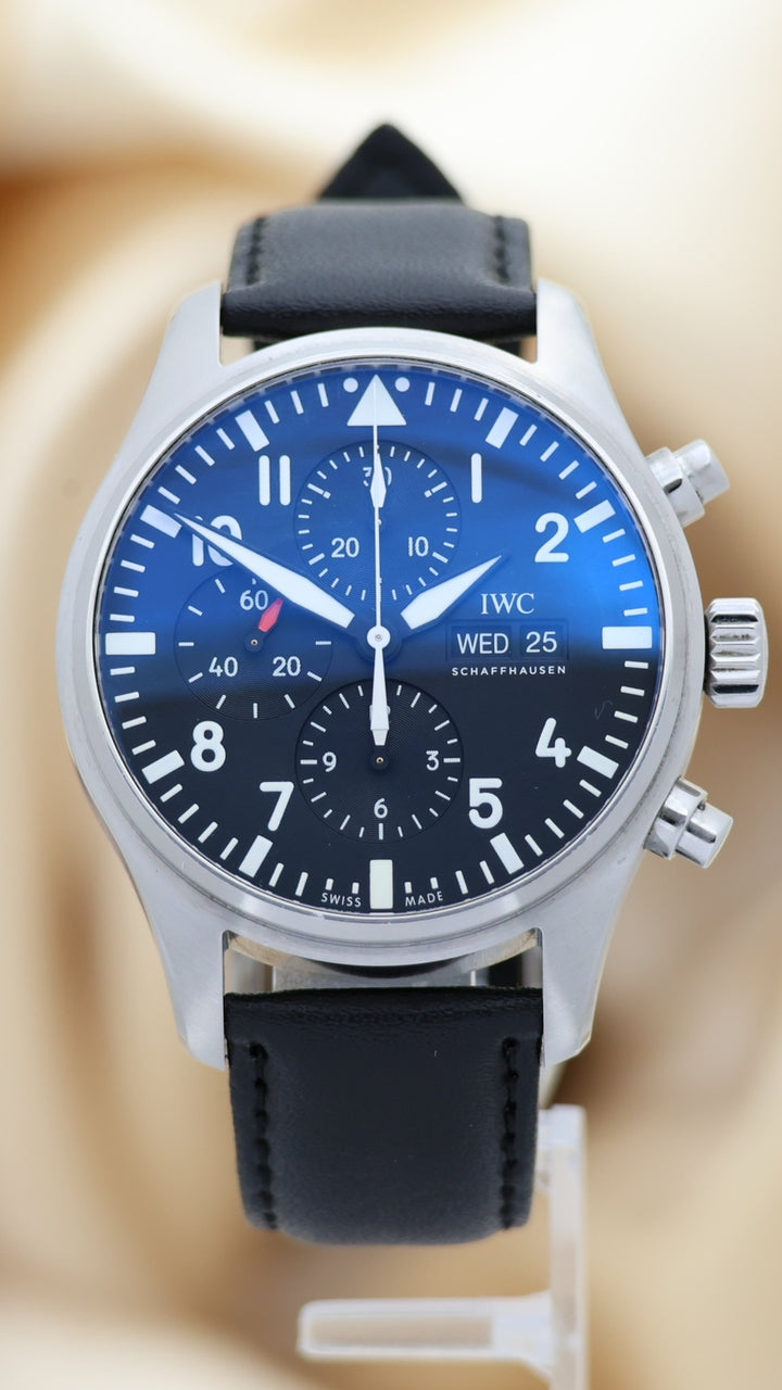 IWC Fliegeruhr Chronograph 43mm Automatik Herrenuhr  IW377709 - Thumbnail