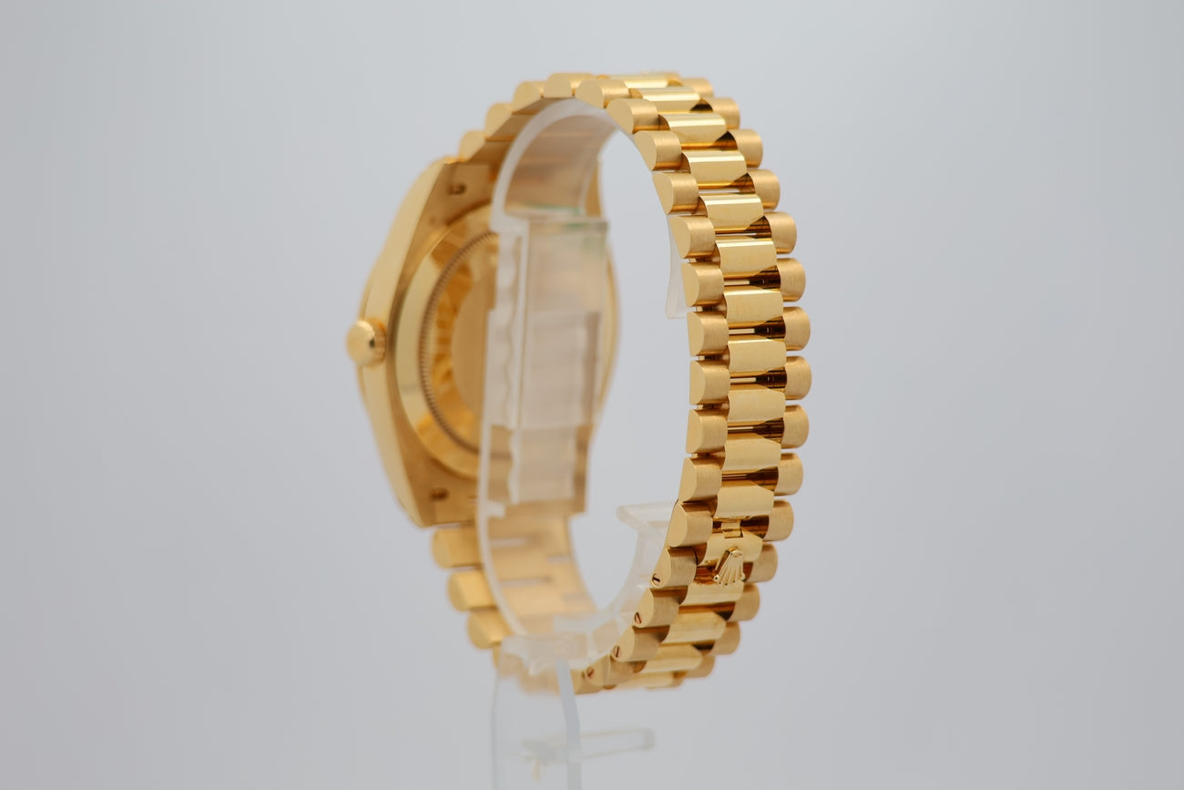 Rolex Day-Date 40 Gelbgold Baguette Dial Automatik Teilverklebt wie NEU 228238 - Detailansicht 2