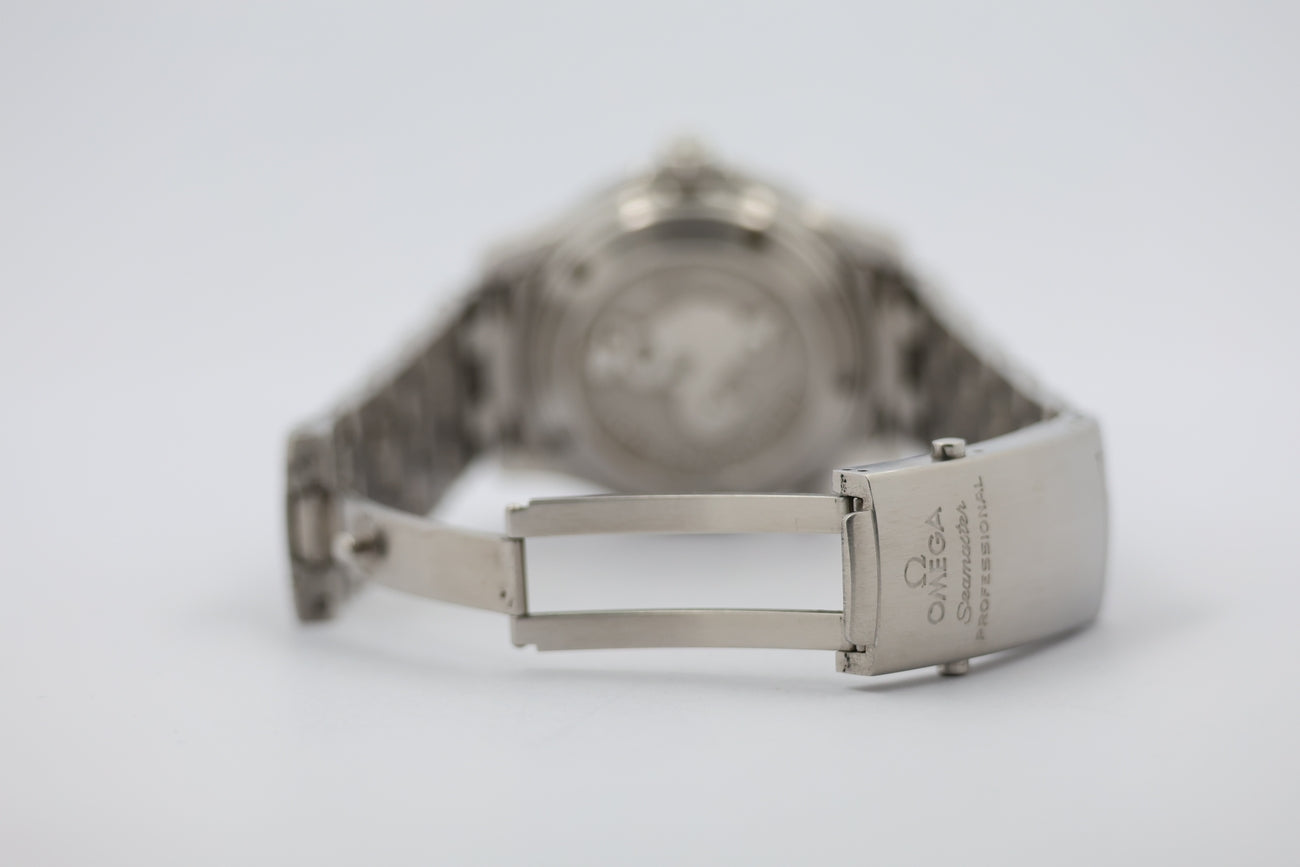 Omega Seamaster Diver 300m 36mm Automatik 22228000 - Detailansicht 6