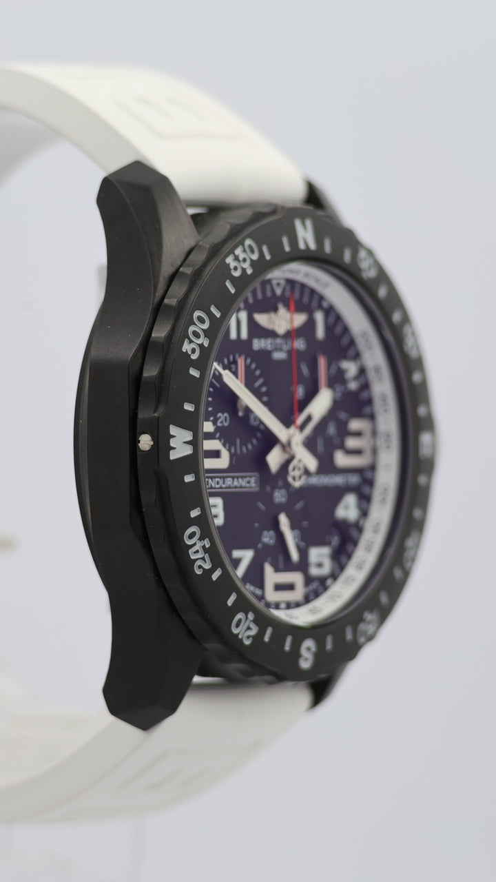 Breitling Endurance Pro Quarz Herrenuhr 44mm  X82310 - Detailansicht 7