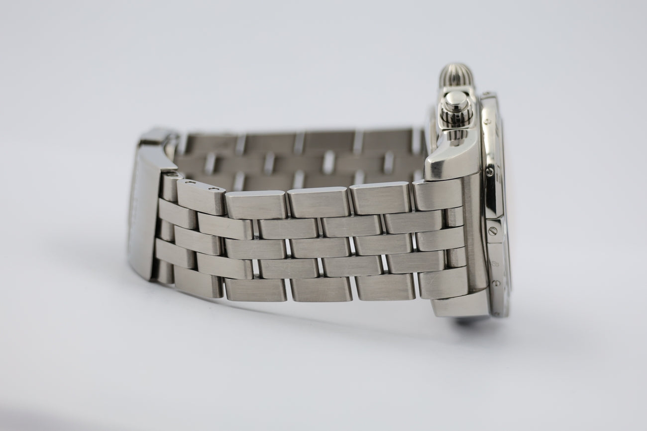 Breitling Chronomat 44 Automatik Herrenuhr AB0110 - Detailansicht 4
