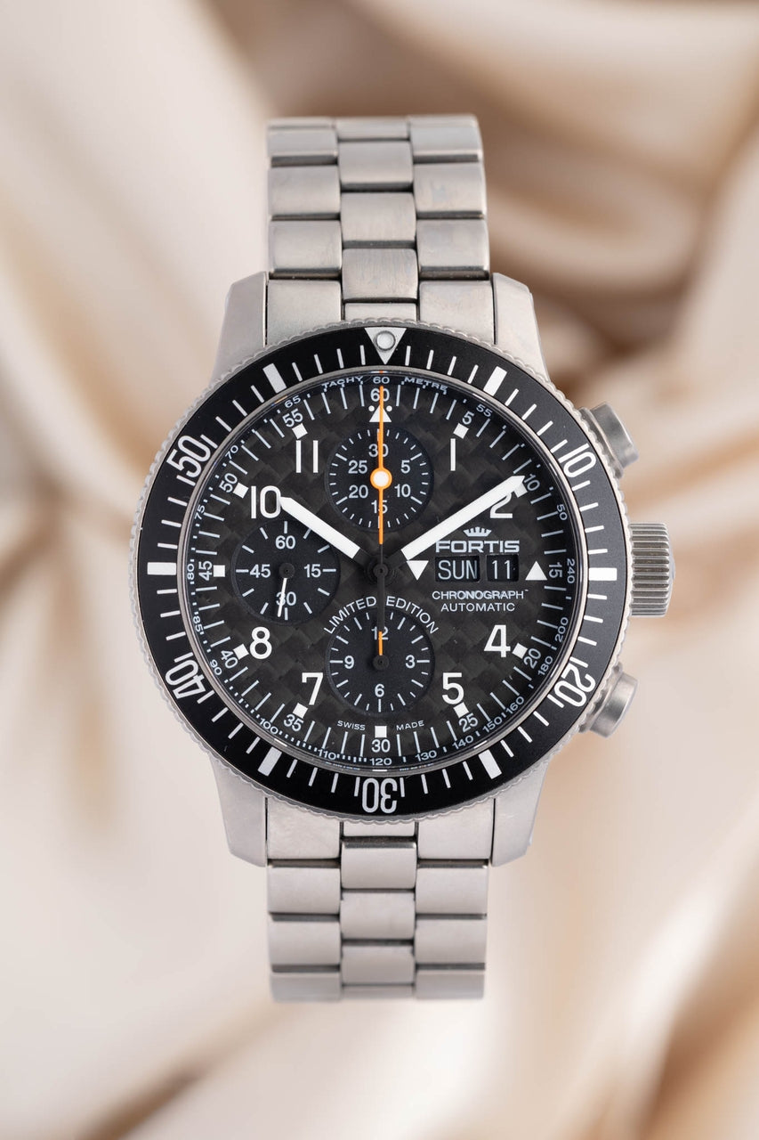 Fortis B-42 Official Cosmonauts Carbon Ziffernblatt 42mm 638.27.141 - Thumbnail
