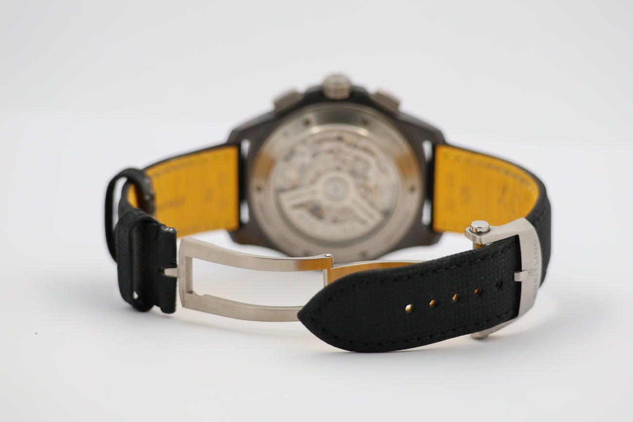 Breitling Avenger B01 Chronograph 44 Night Mission SB0147 - Detailansicht 6